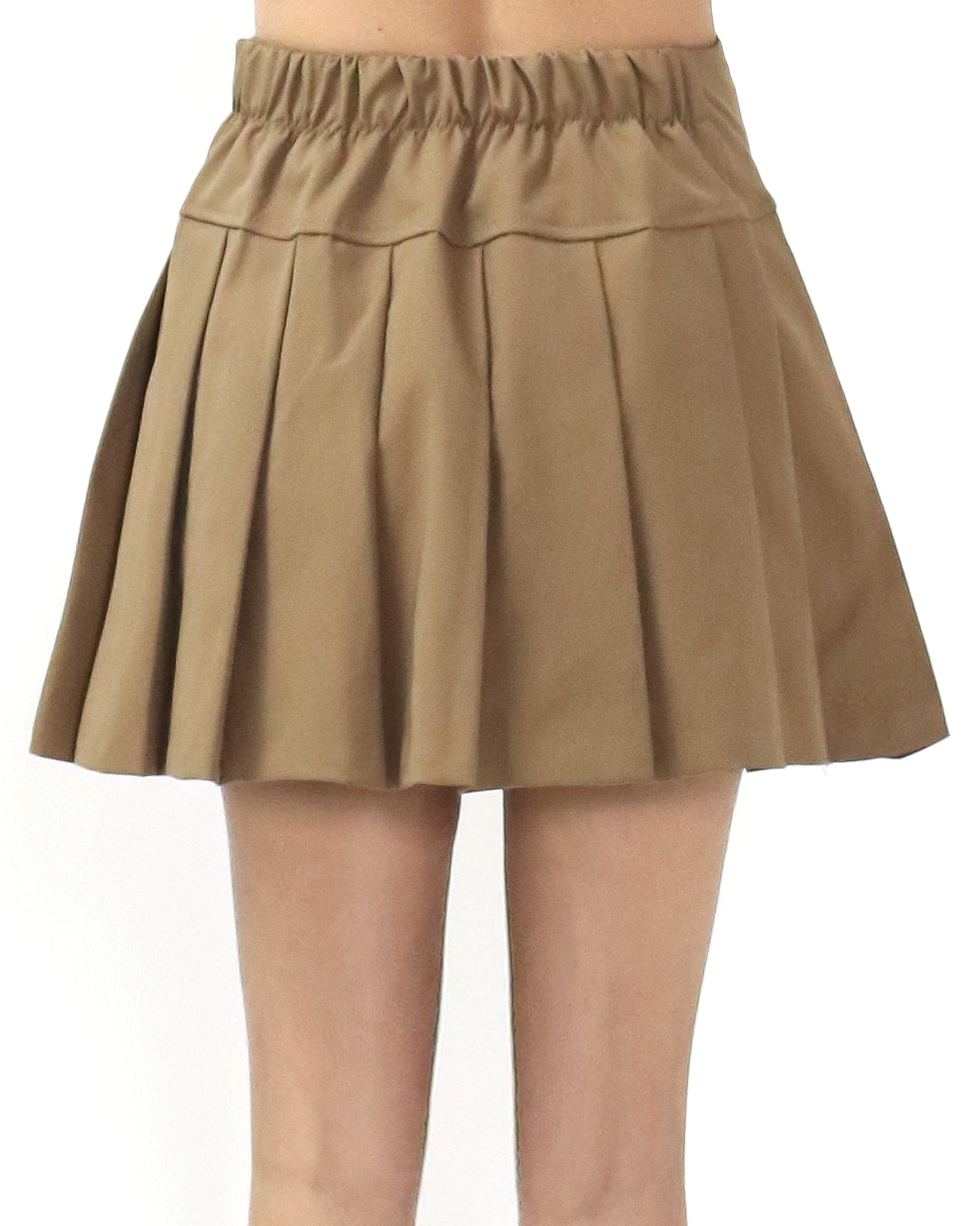 beige pleats skirt