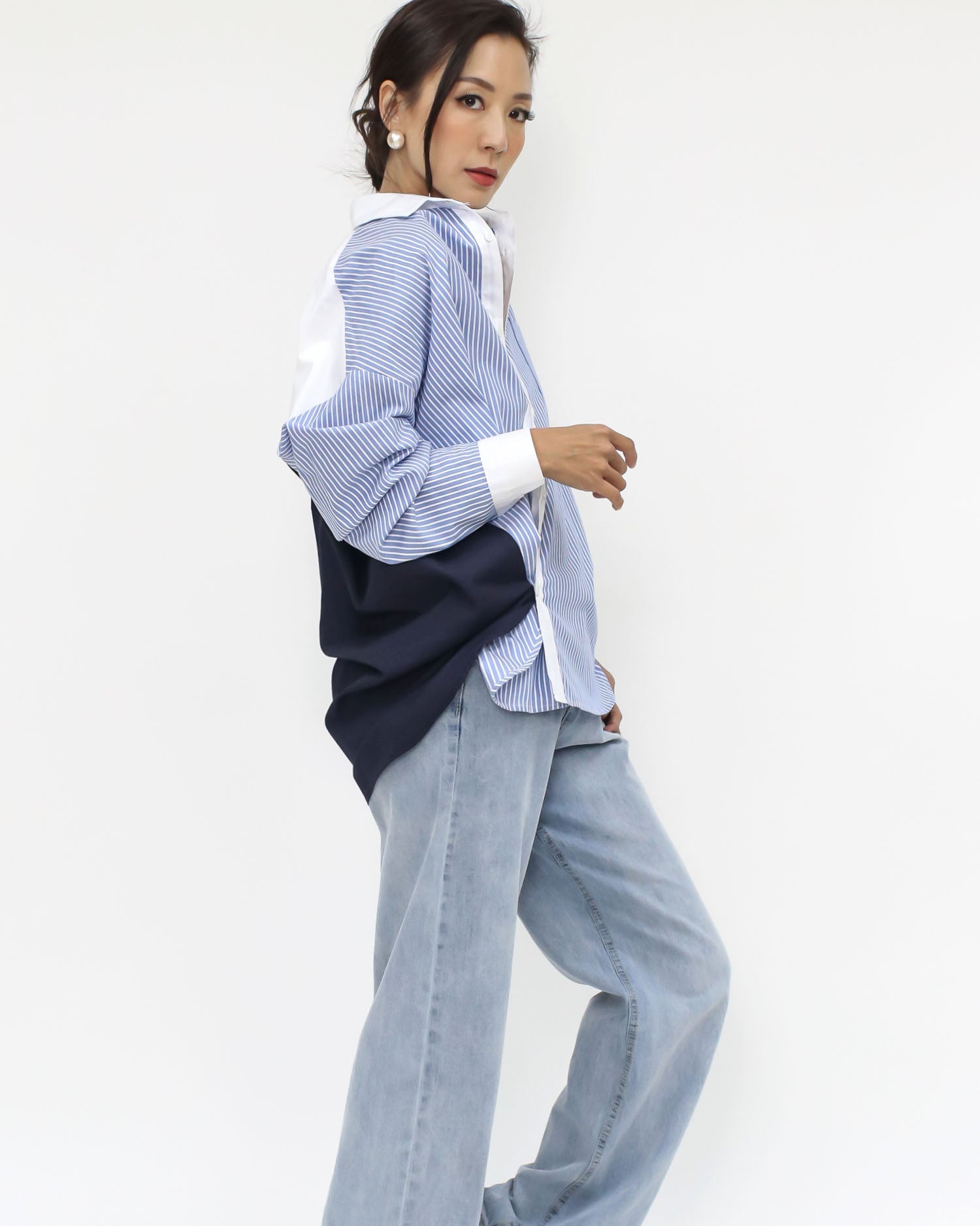 Blue stripes & navy ivory shirt