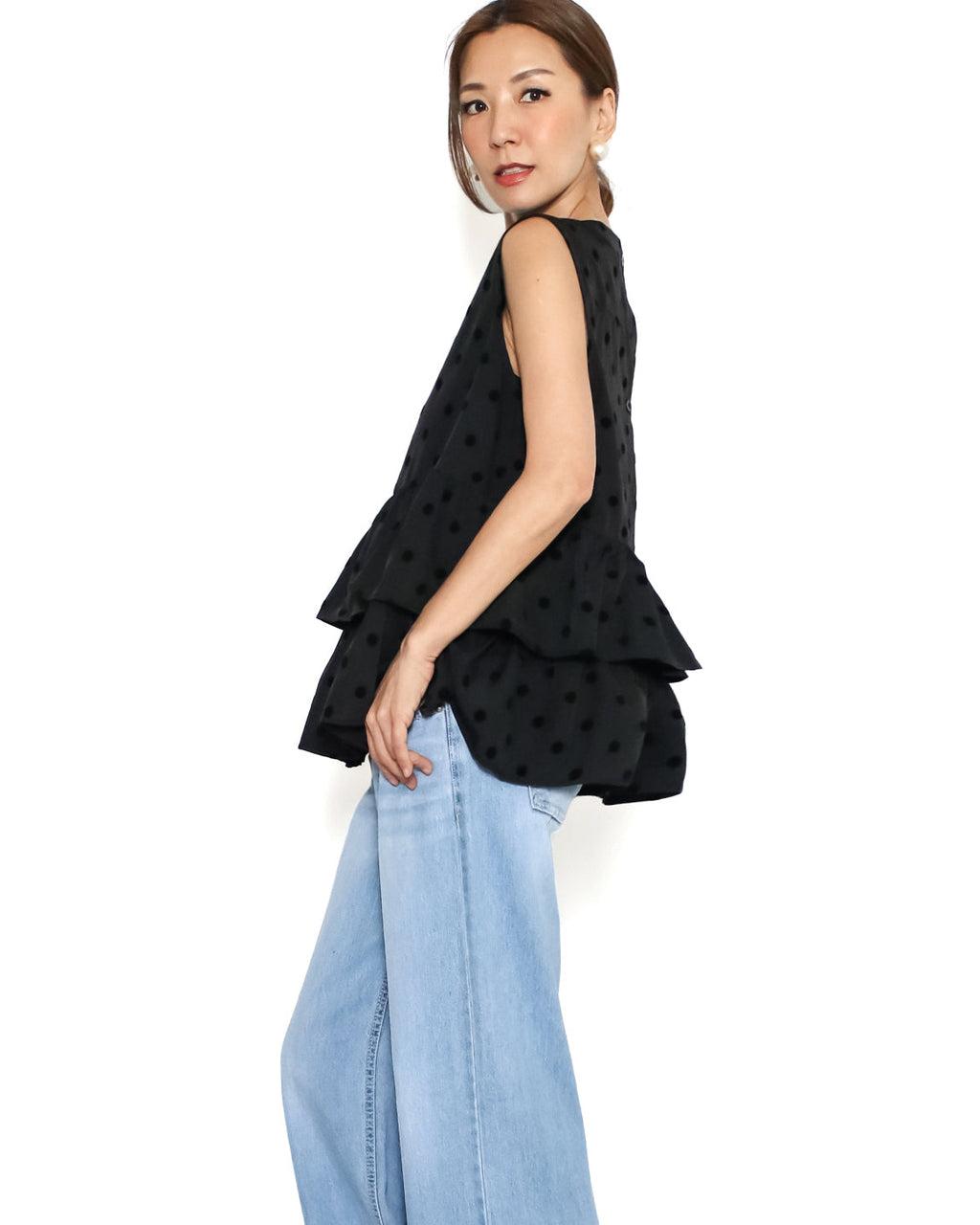 black polka dots ruffles layer vest *pre-order*