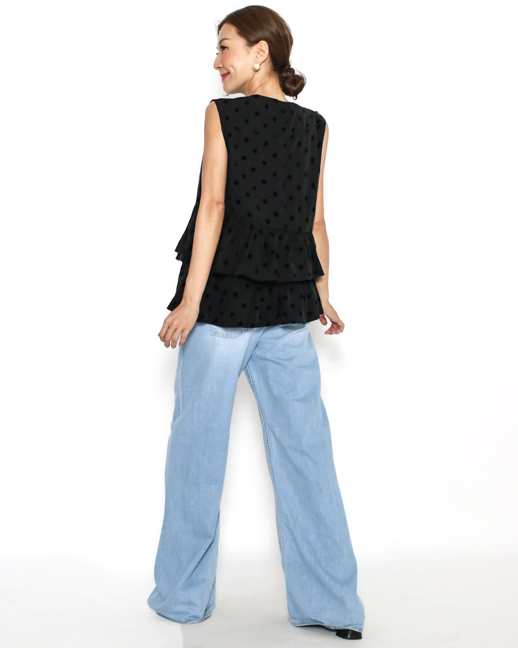 black polka dots ruffles layer vest *pre-order*