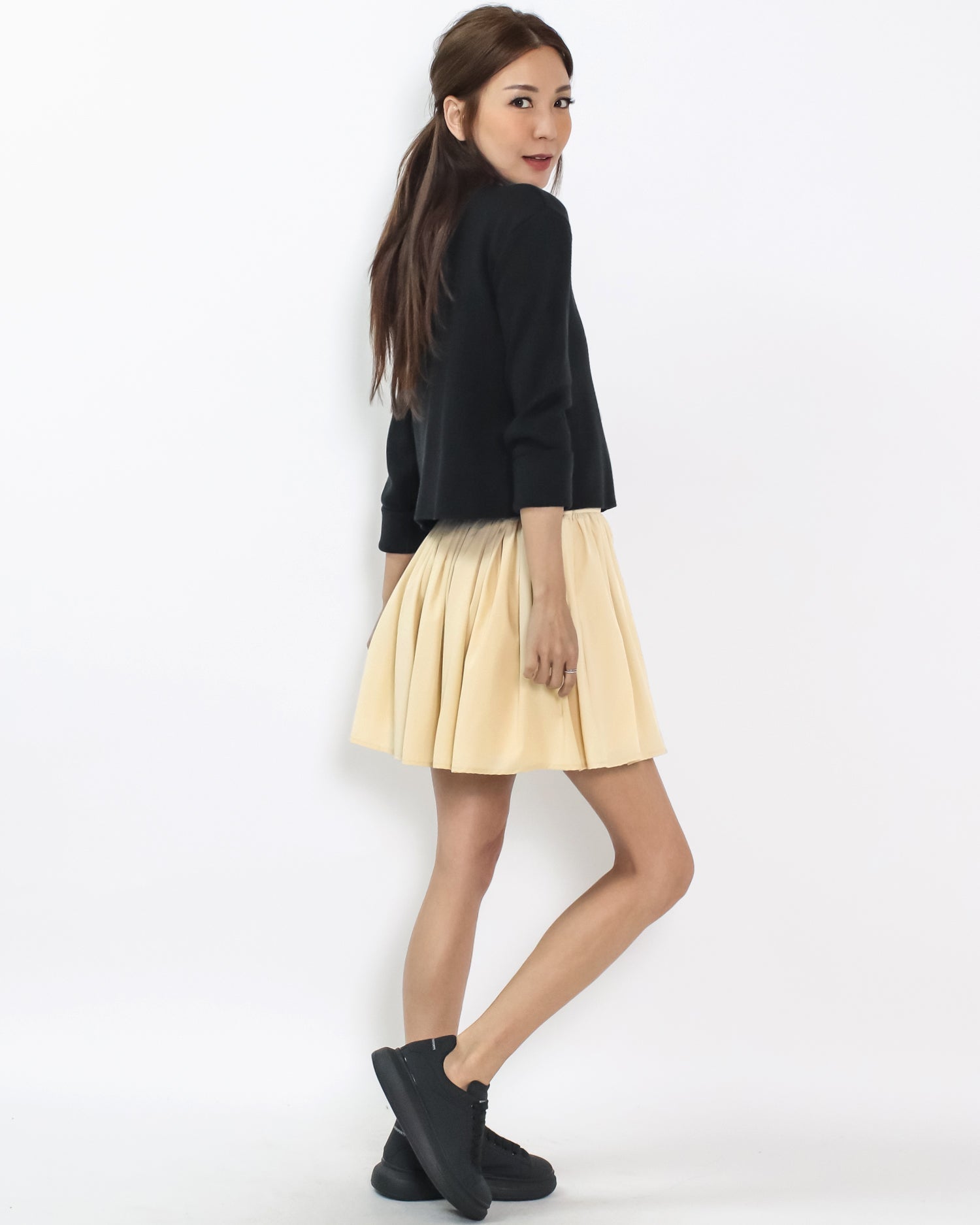beige frill skirt - S