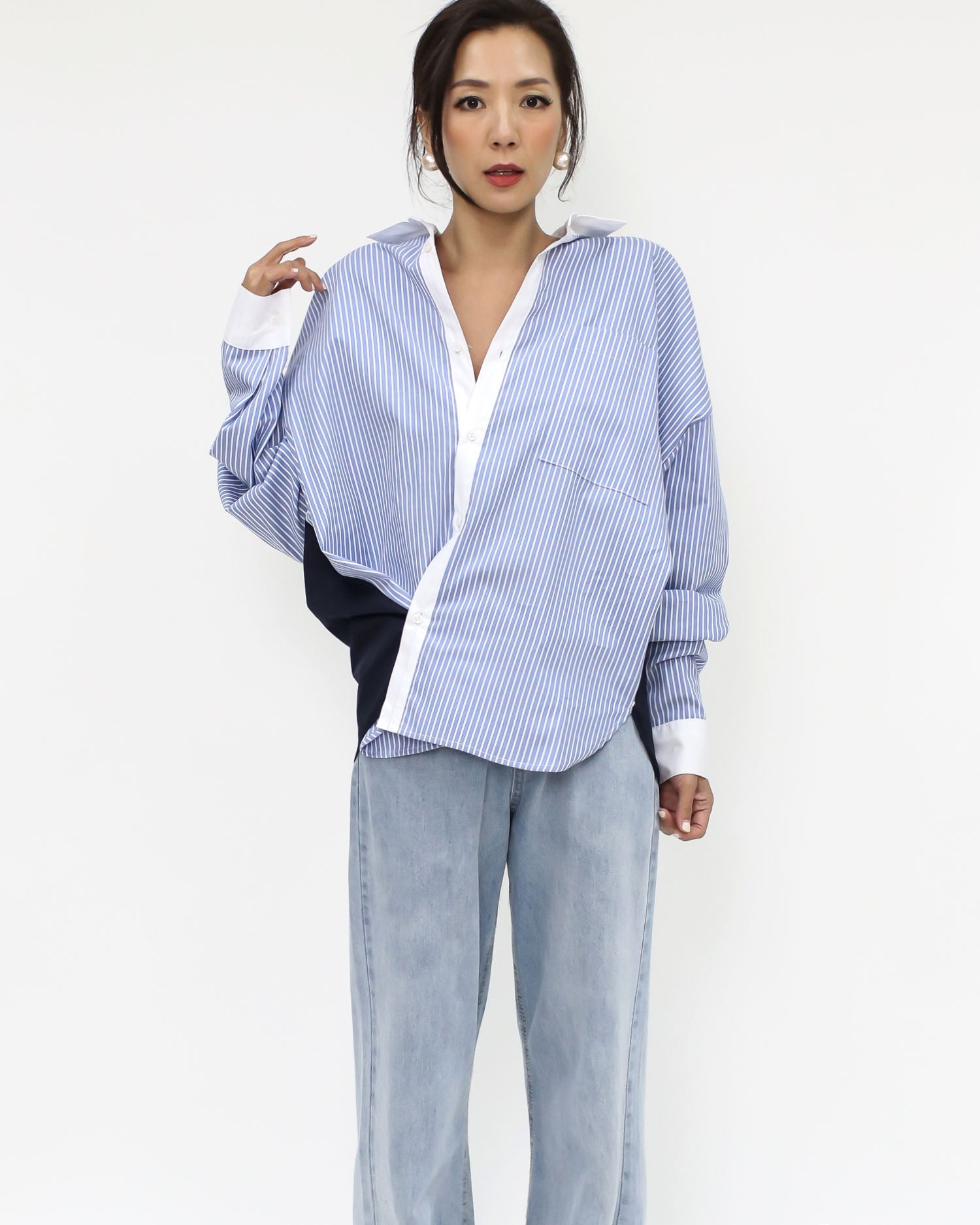 Blue stripes & navy ivory shirt