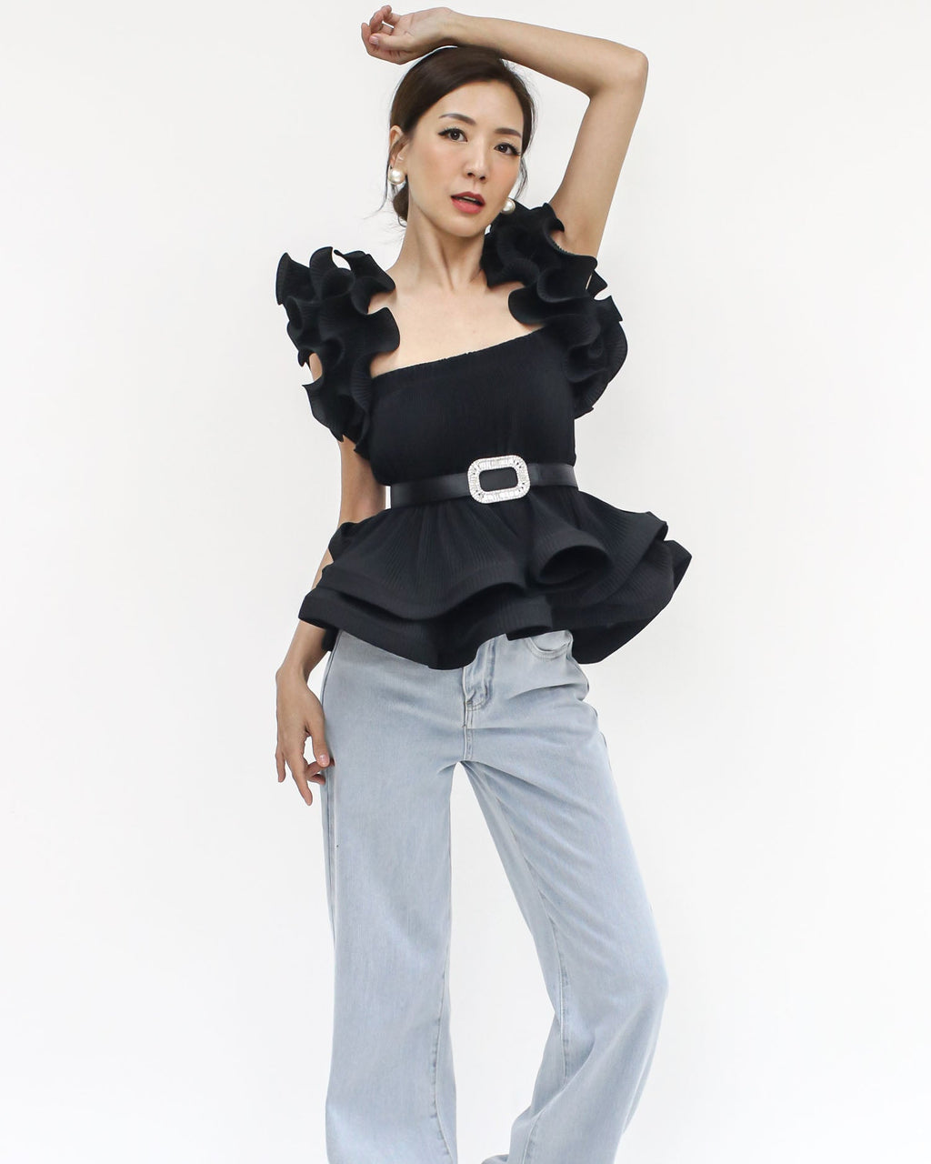 black pleats ruffles top *pre-order*