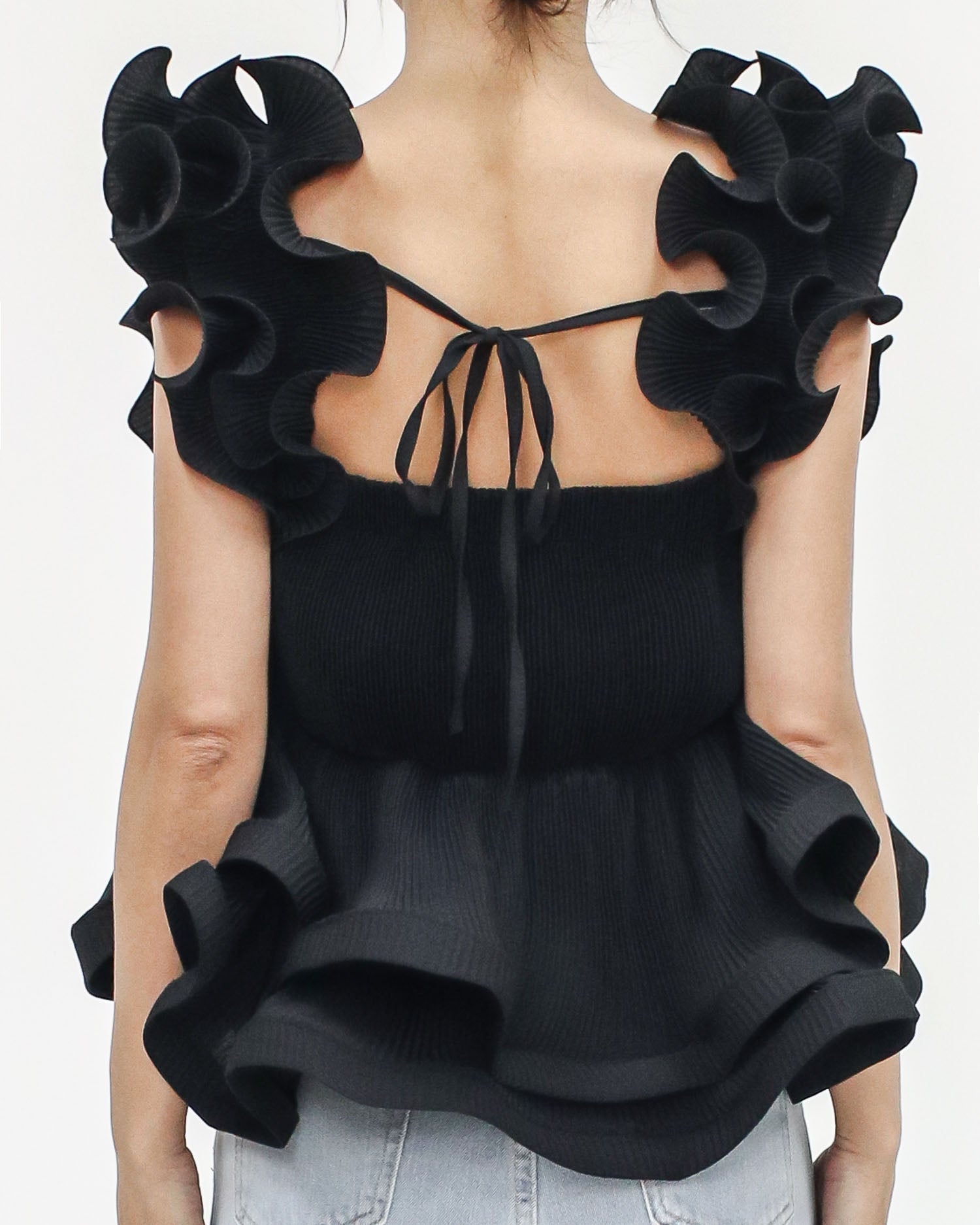 black pleats ruffles top *pre-order*