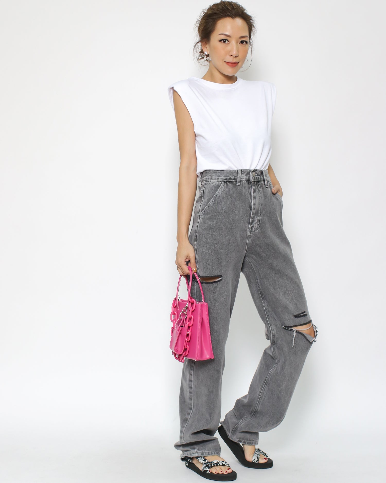 grey ripped straight legs jeans *pre-order*