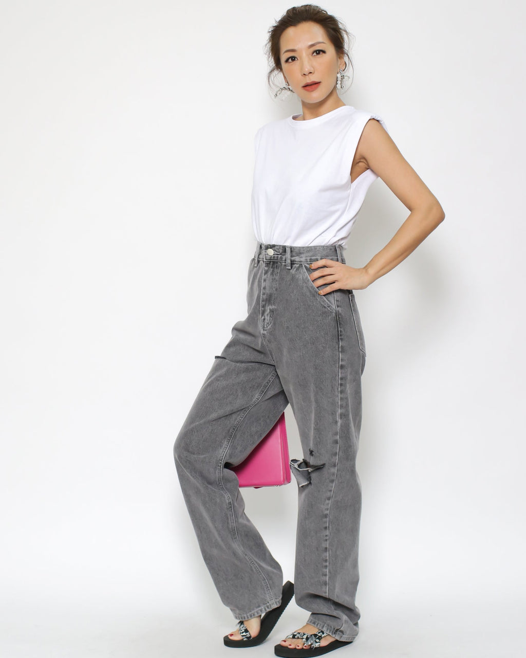 grey ripped straight legs jeans *pre-order*