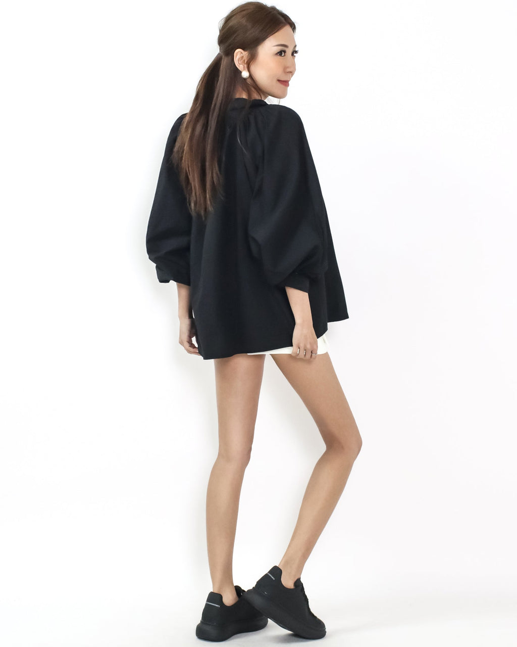 black puff sleeves flare shirt *pre-order*