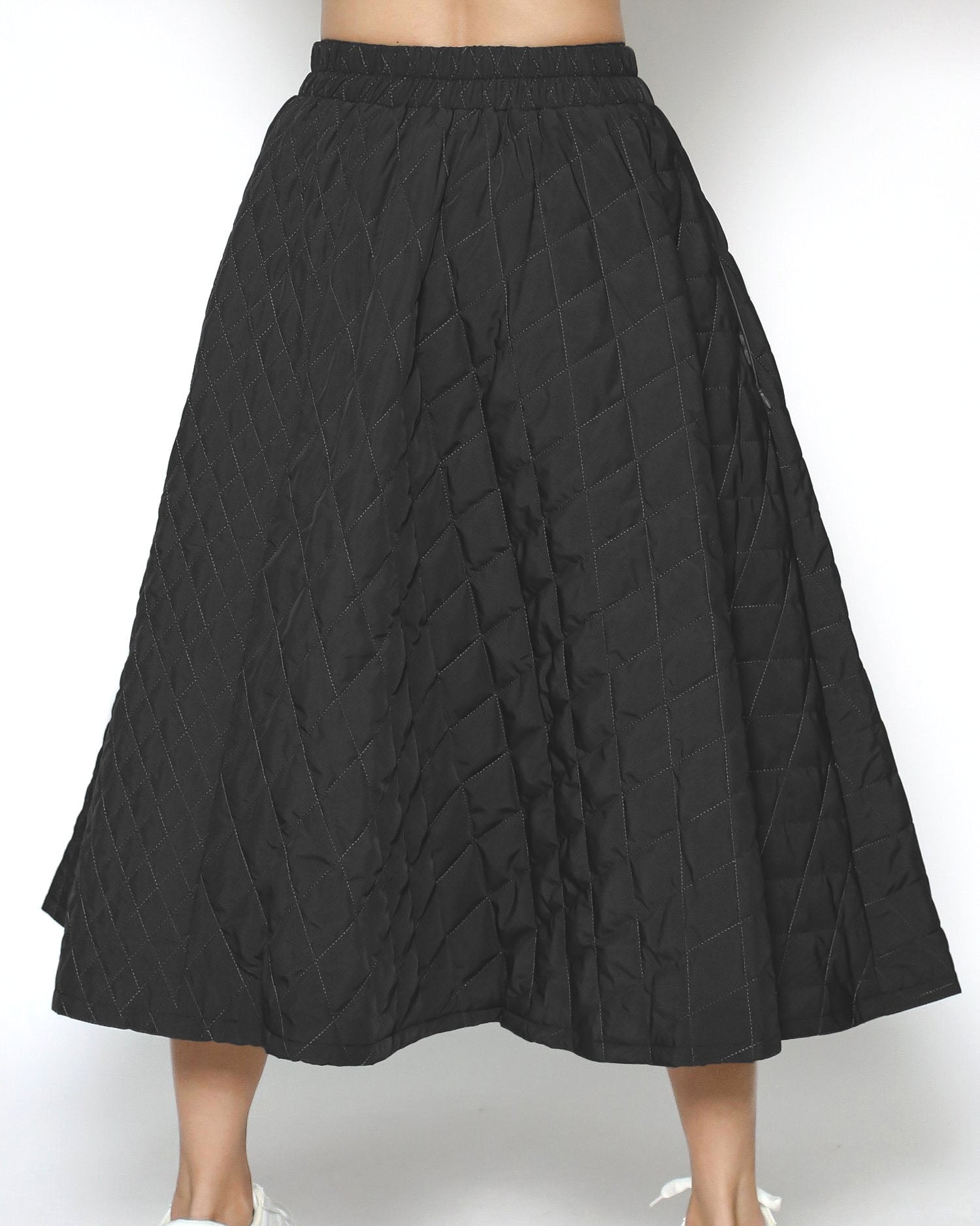 black quilted flare skirt *pre-order*