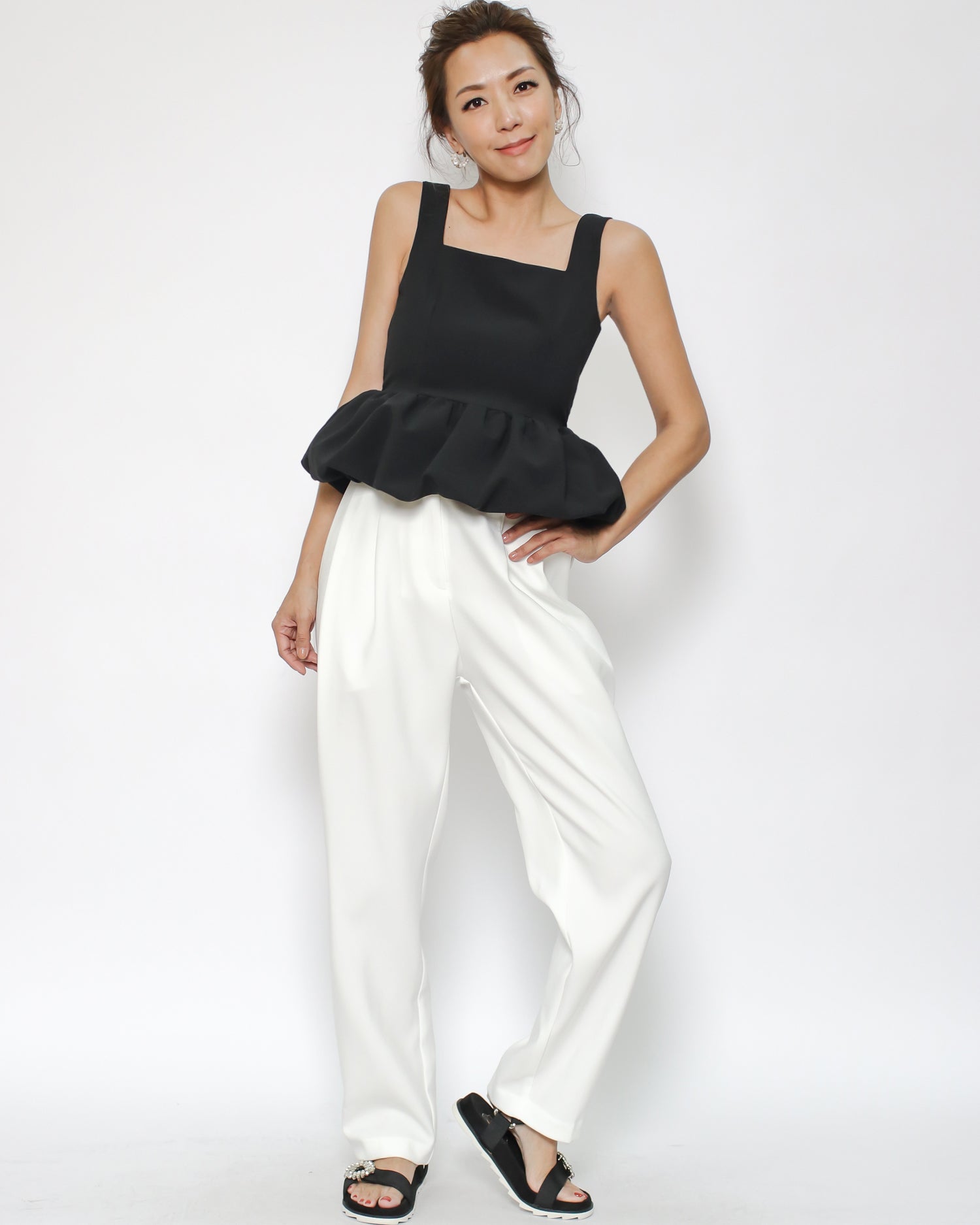 ivory crepe pleats straight pants - M