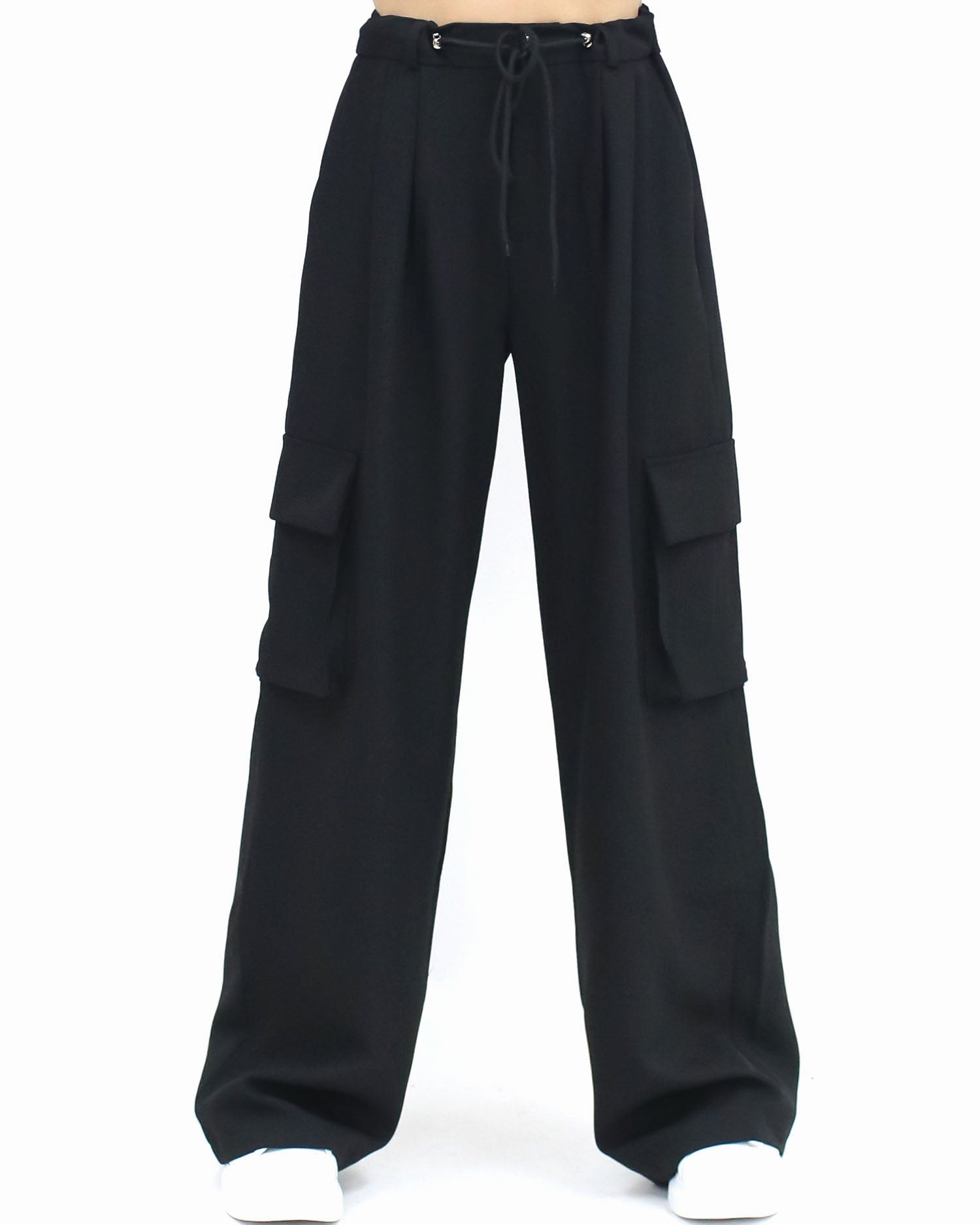 black sides pockets cargo straight legs pants *pre-order*