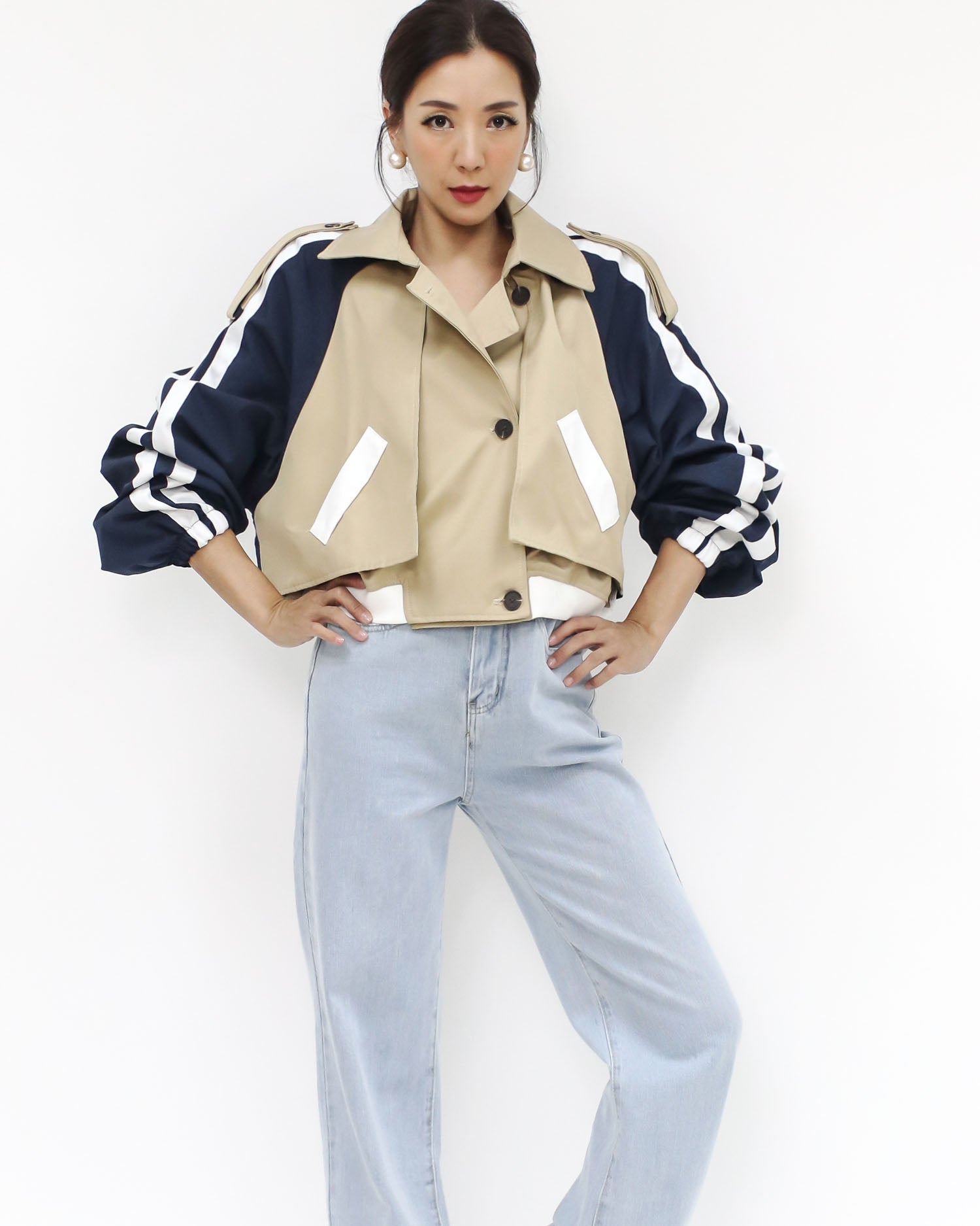 beige twill & navy stripes sleeves printed back jacket *pre-order*