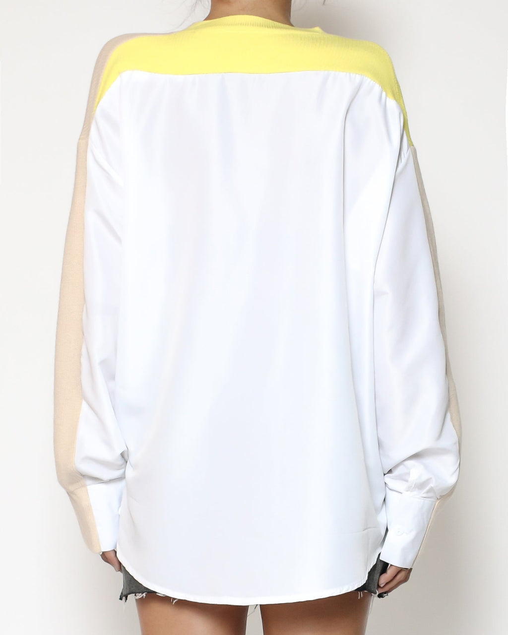 beige & yellow knitted with white shirt back contrast top *pre-orde*