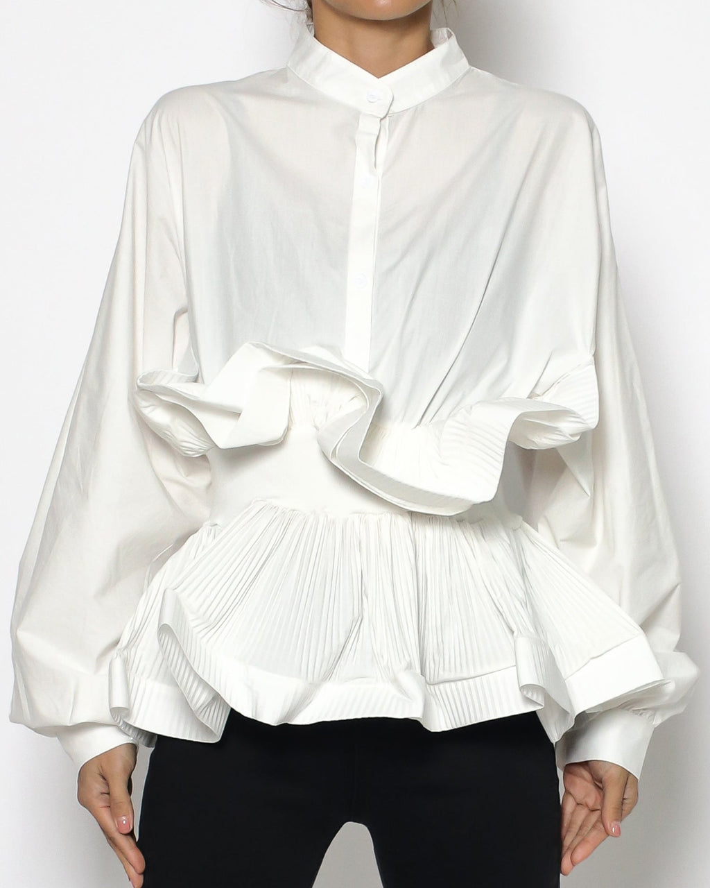ivory pleats waist shirt *pre-order*
