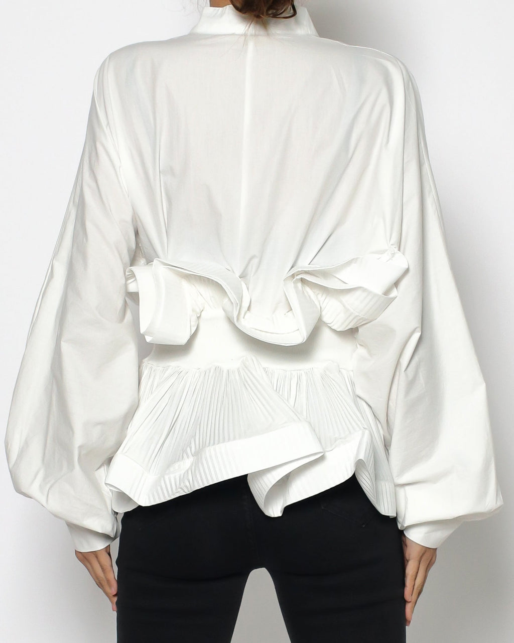 ivory pleats waist shirt *pre-order*