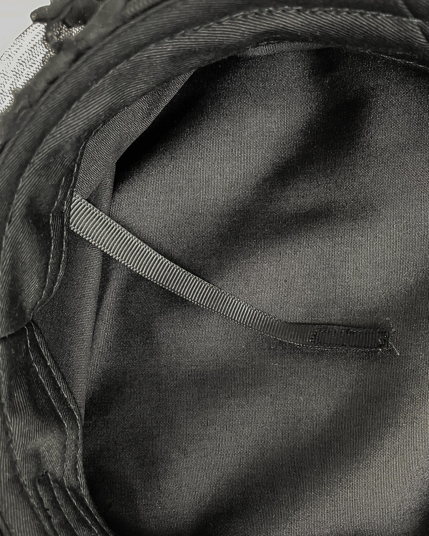 black fabric crochet flowers beret *pre-order*