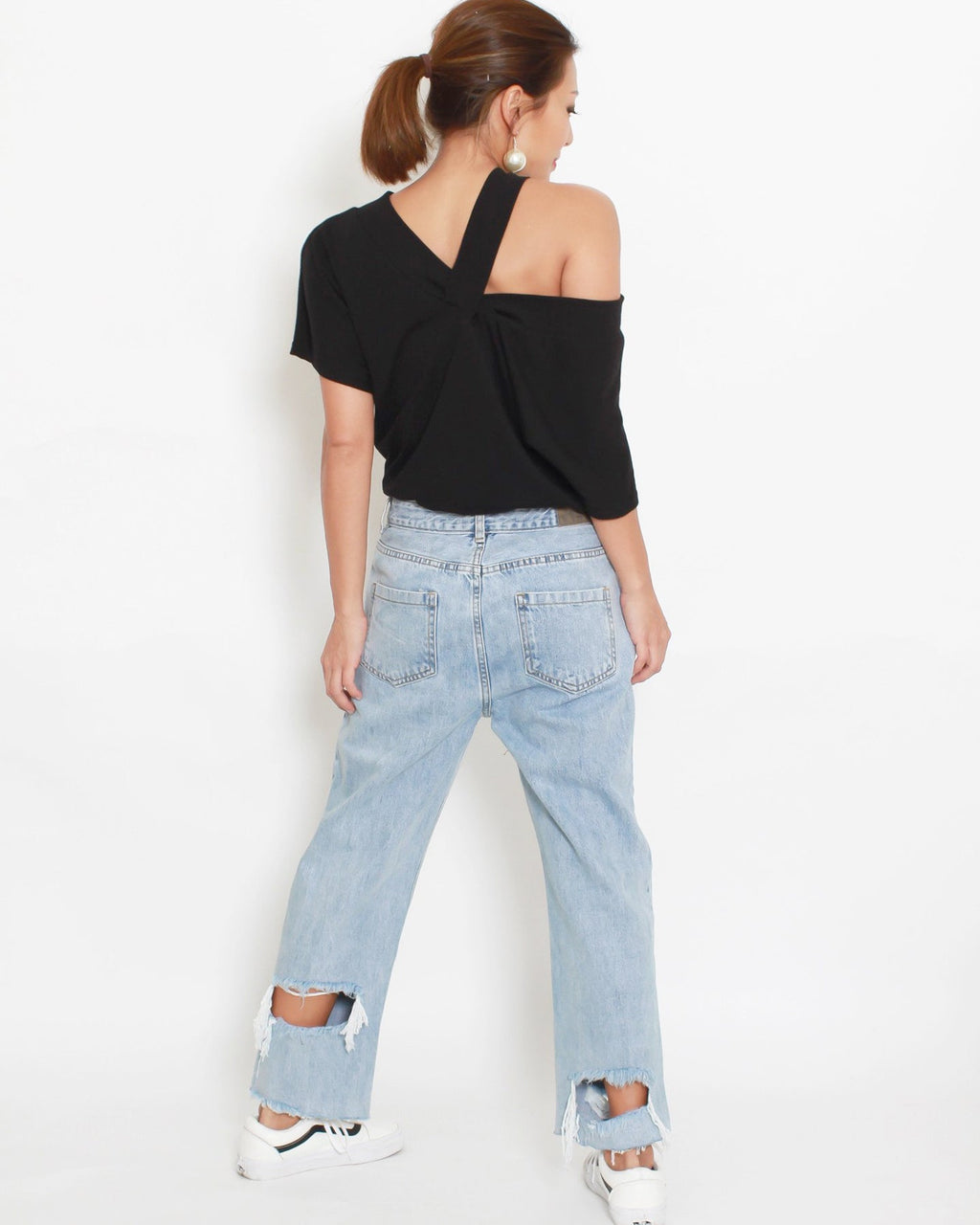 black strappy off shoulder tee *pre-order*