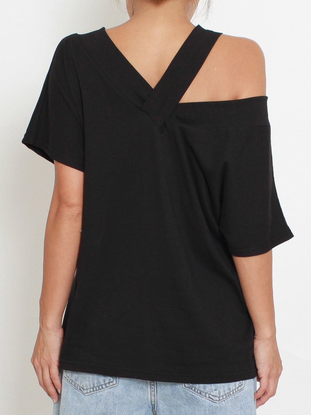 black strappy off shoulder tee *pre-order*