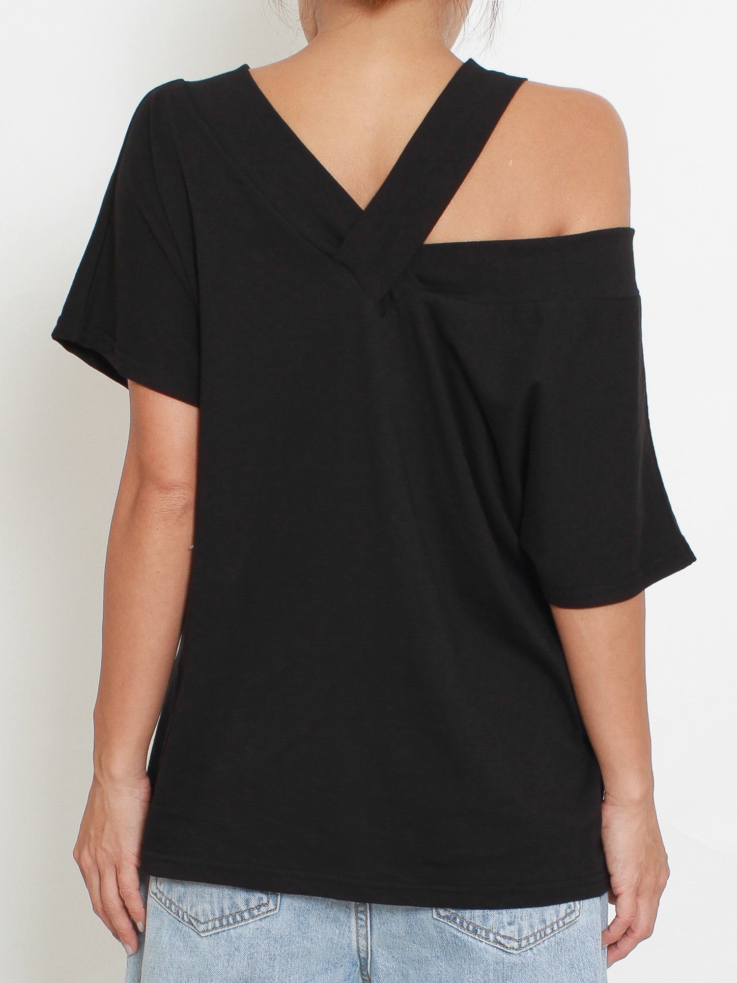 black strappy off shoulder tee *pre-order*