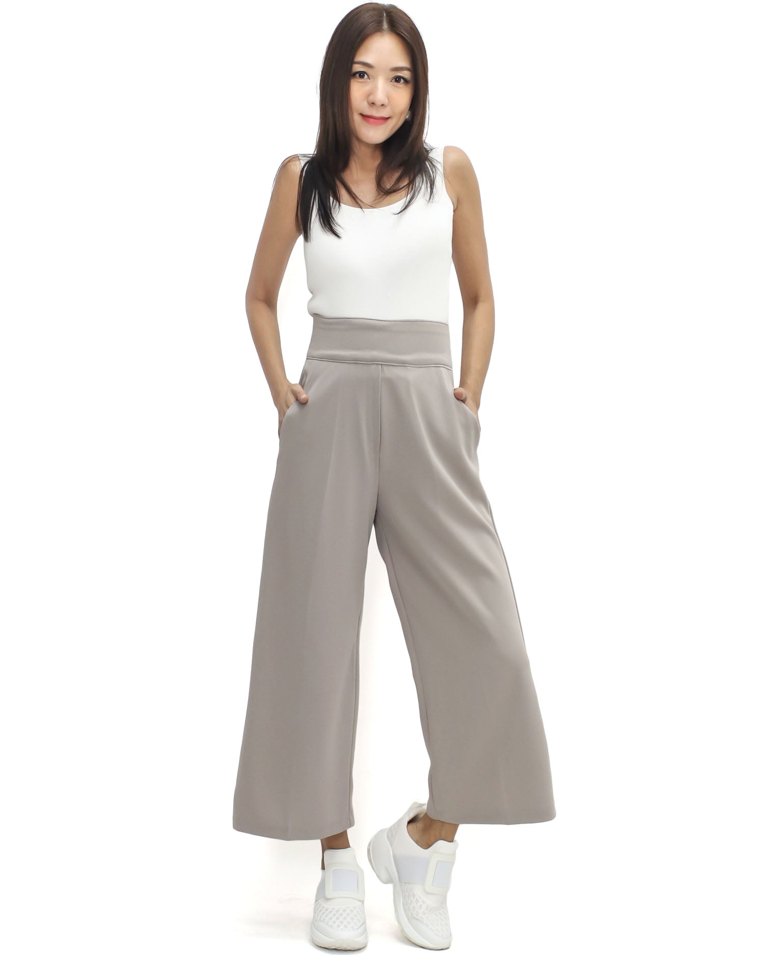 beige cropped straight leg pants *pre-order*