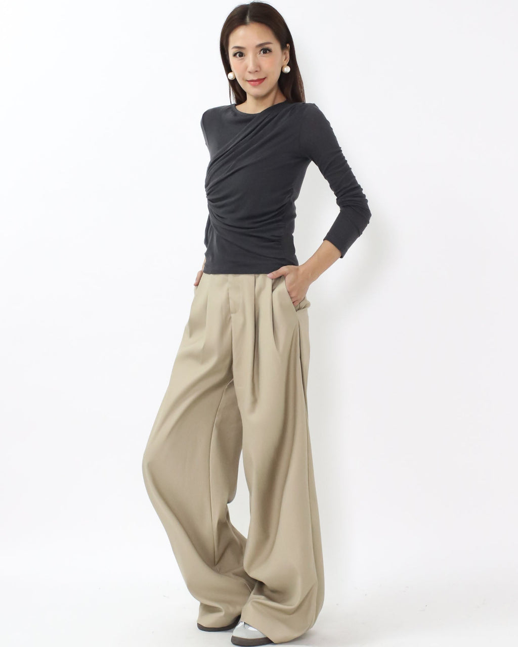 charcoal grey ruched front long sleeves top *pre-order*