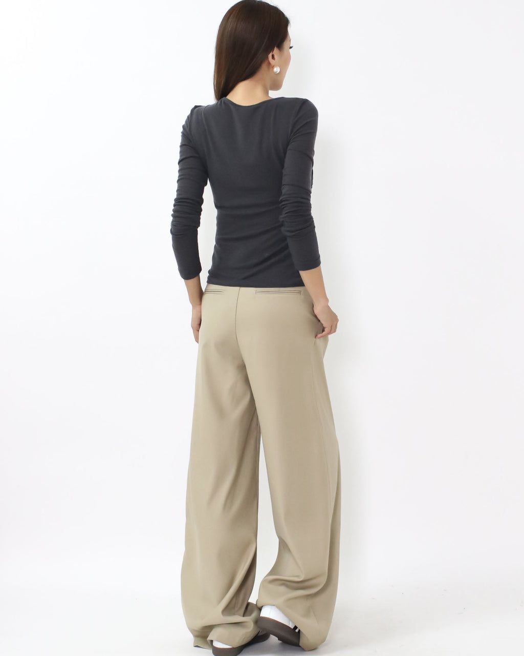 charcoal grey ruched front long sleeves top *pre-order*