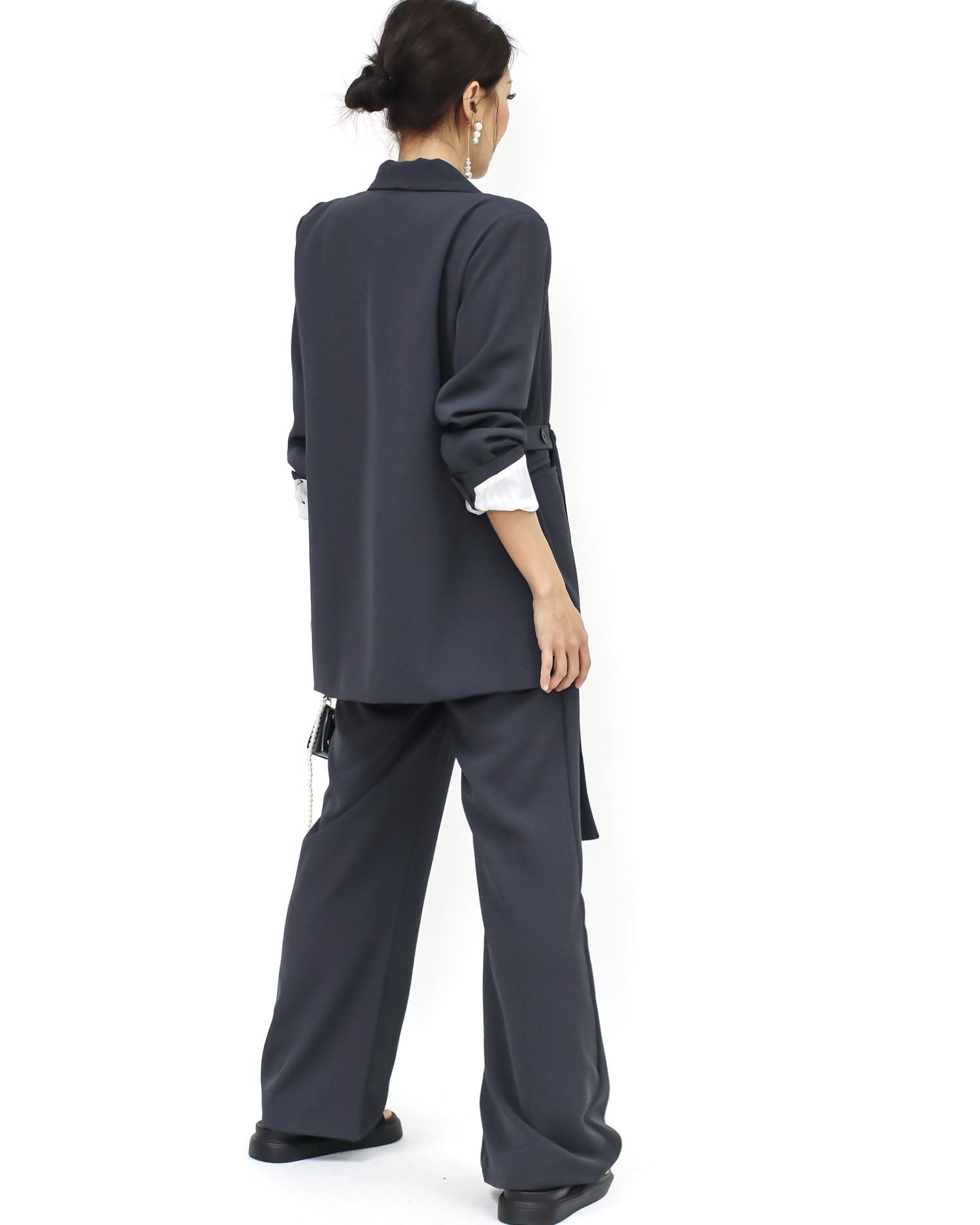 grey slinky w/ stripes inner blazer & pants set *pre-order*