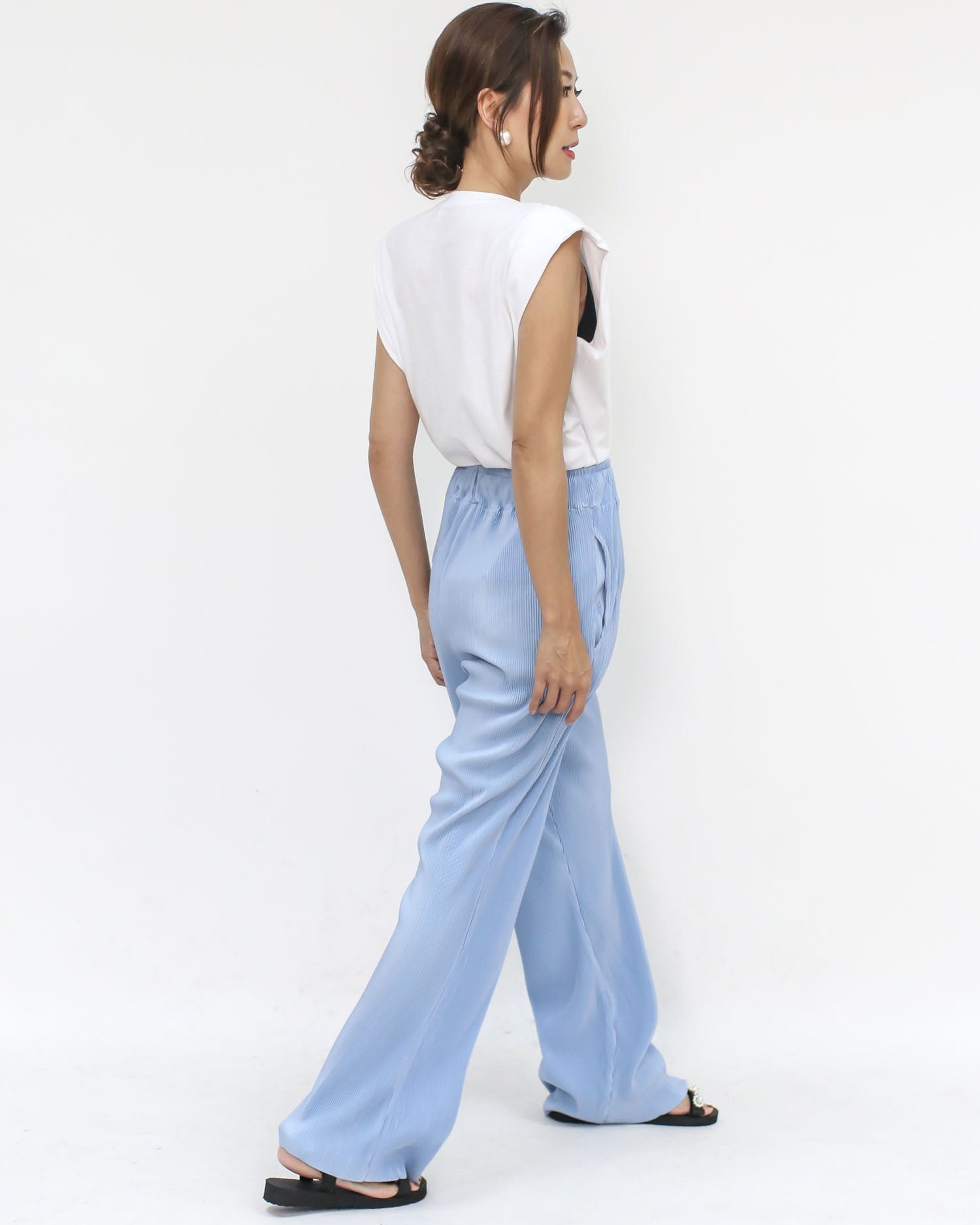 ivory pearls neckline shoulder pads tee *pre-order*