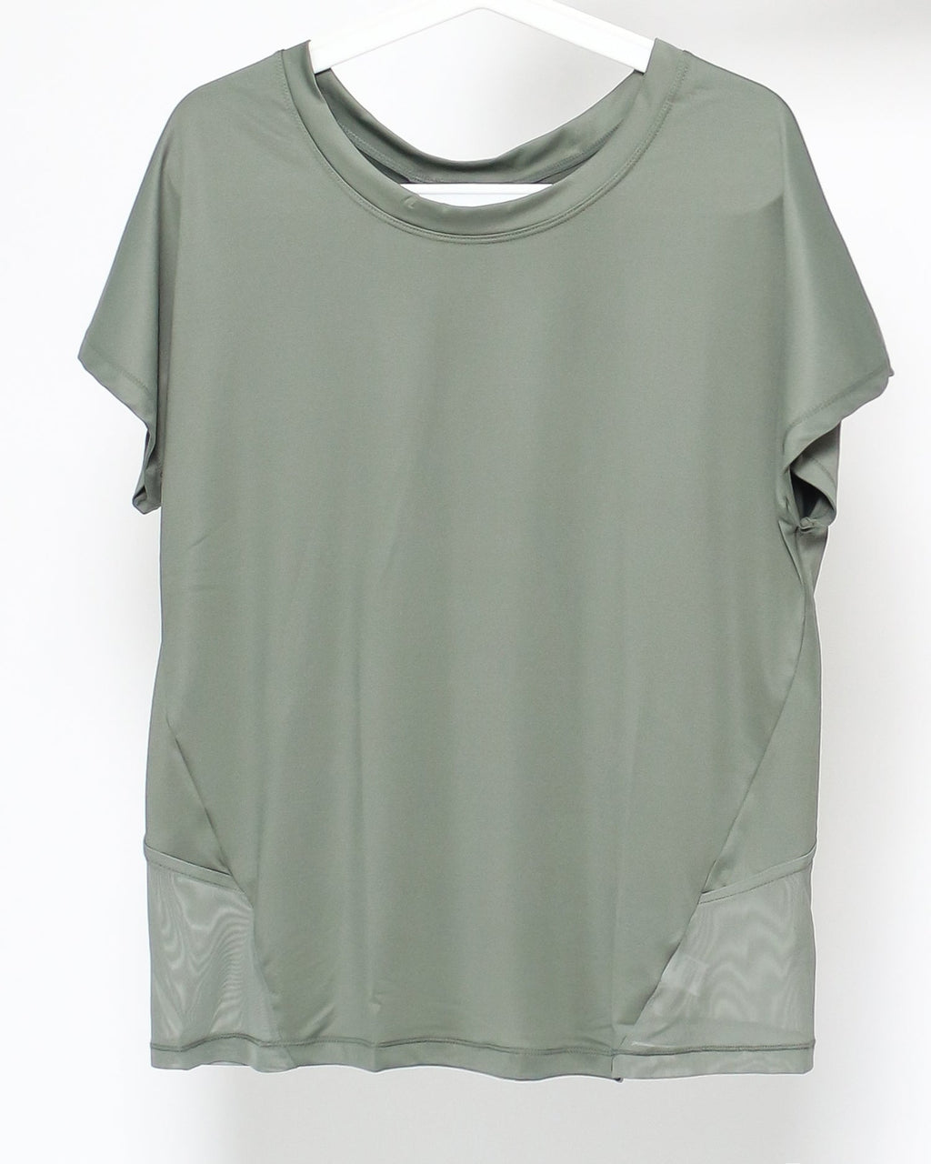 green slinky mesh cutout back sports tee *pre-order*
