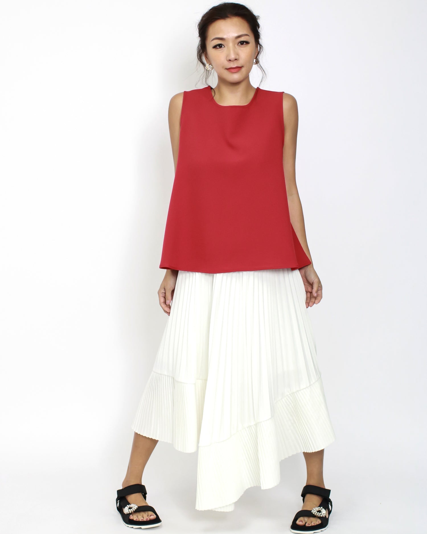 ivory pleats asymmetric hem skirt *pre-order*