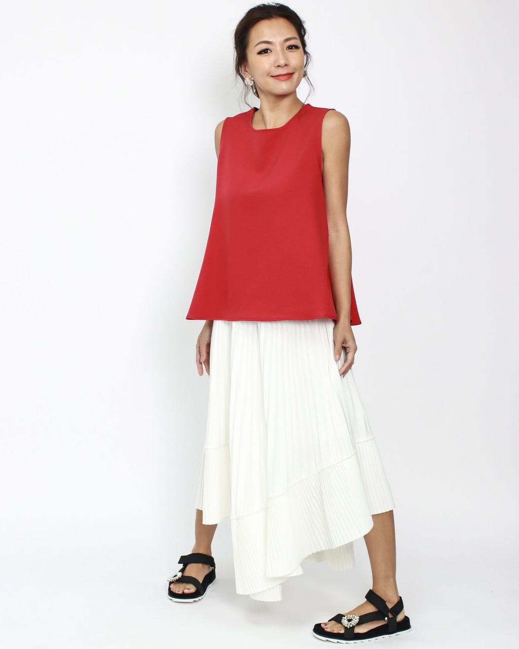 ivory pleats asymmetric hem skirt *pre-order*