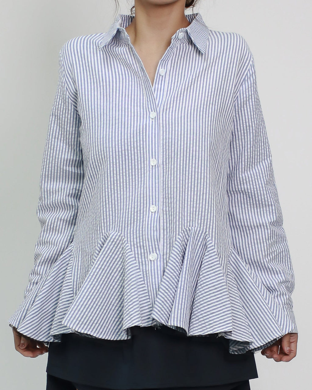 blue stripes texture shirt w/ black mesh layer ruffles hem *pre-order*
