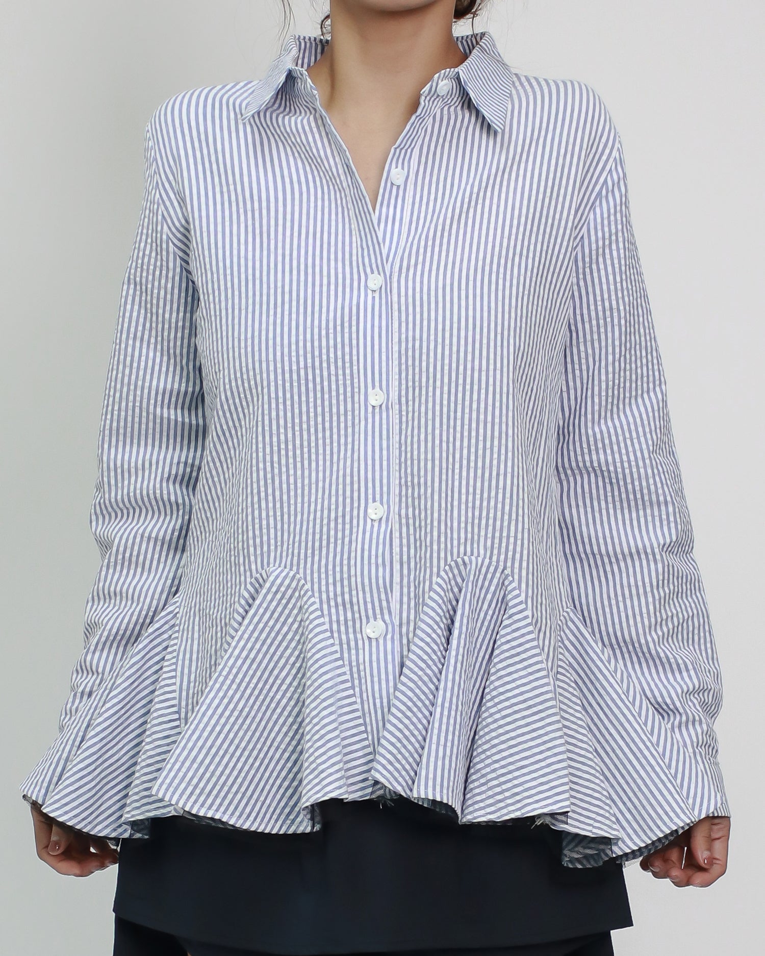 blue stripes texture shirt w/ black mesh layer ruffles hem *pre-order*