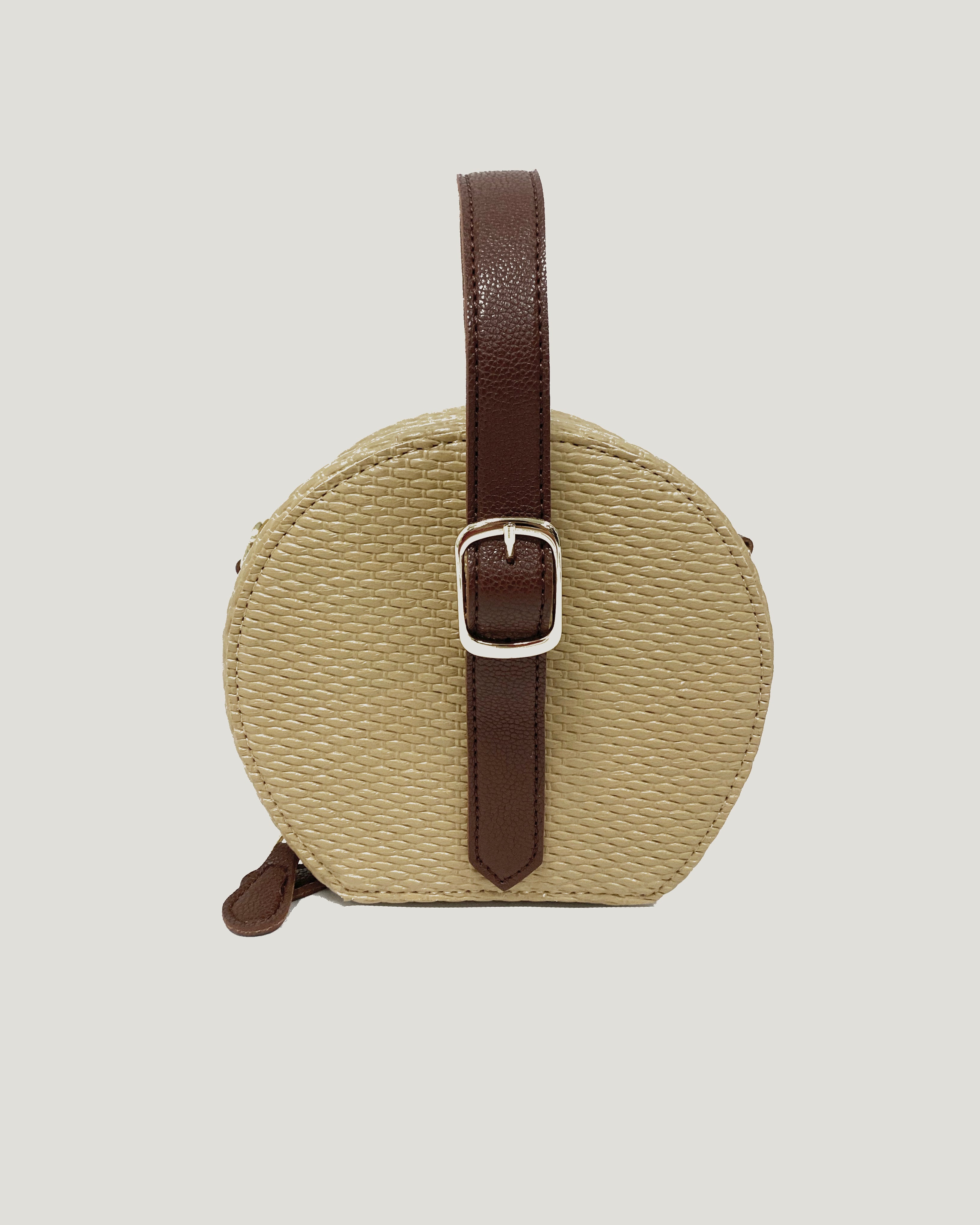 beige straw round bag