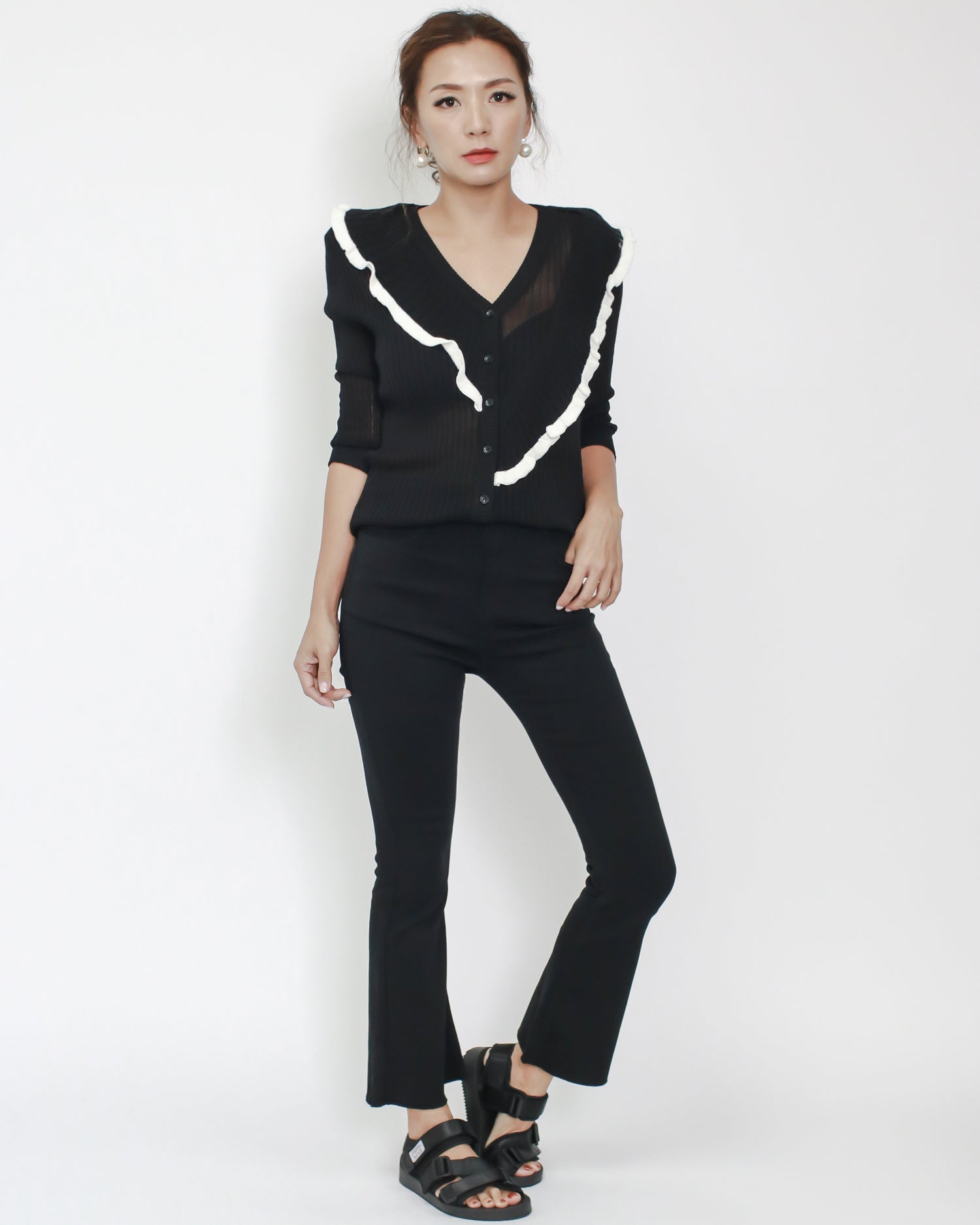 black skinny stretch bell cropped pants *pre-order*
