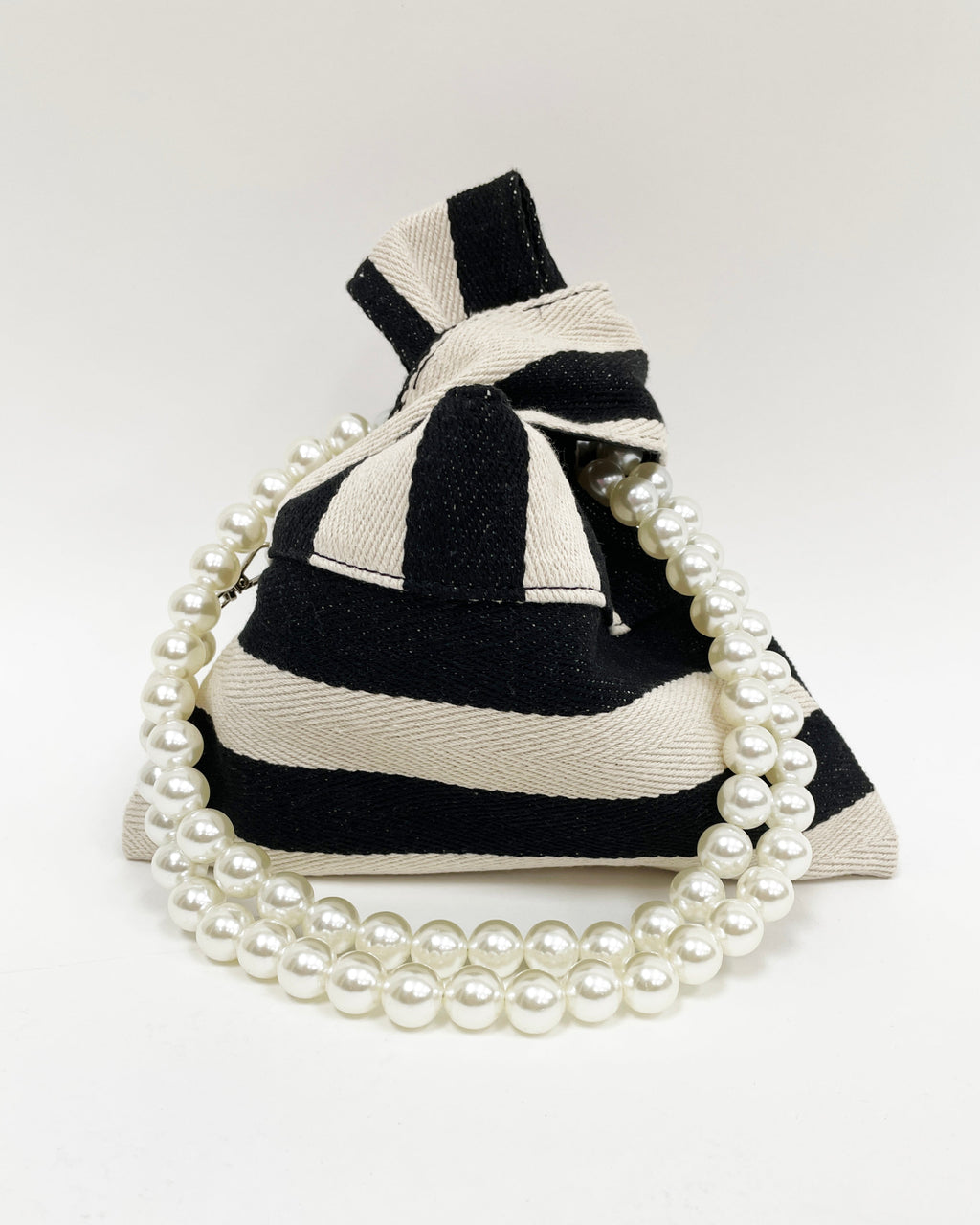 ivory & black with pearls chain bag *pre-order*