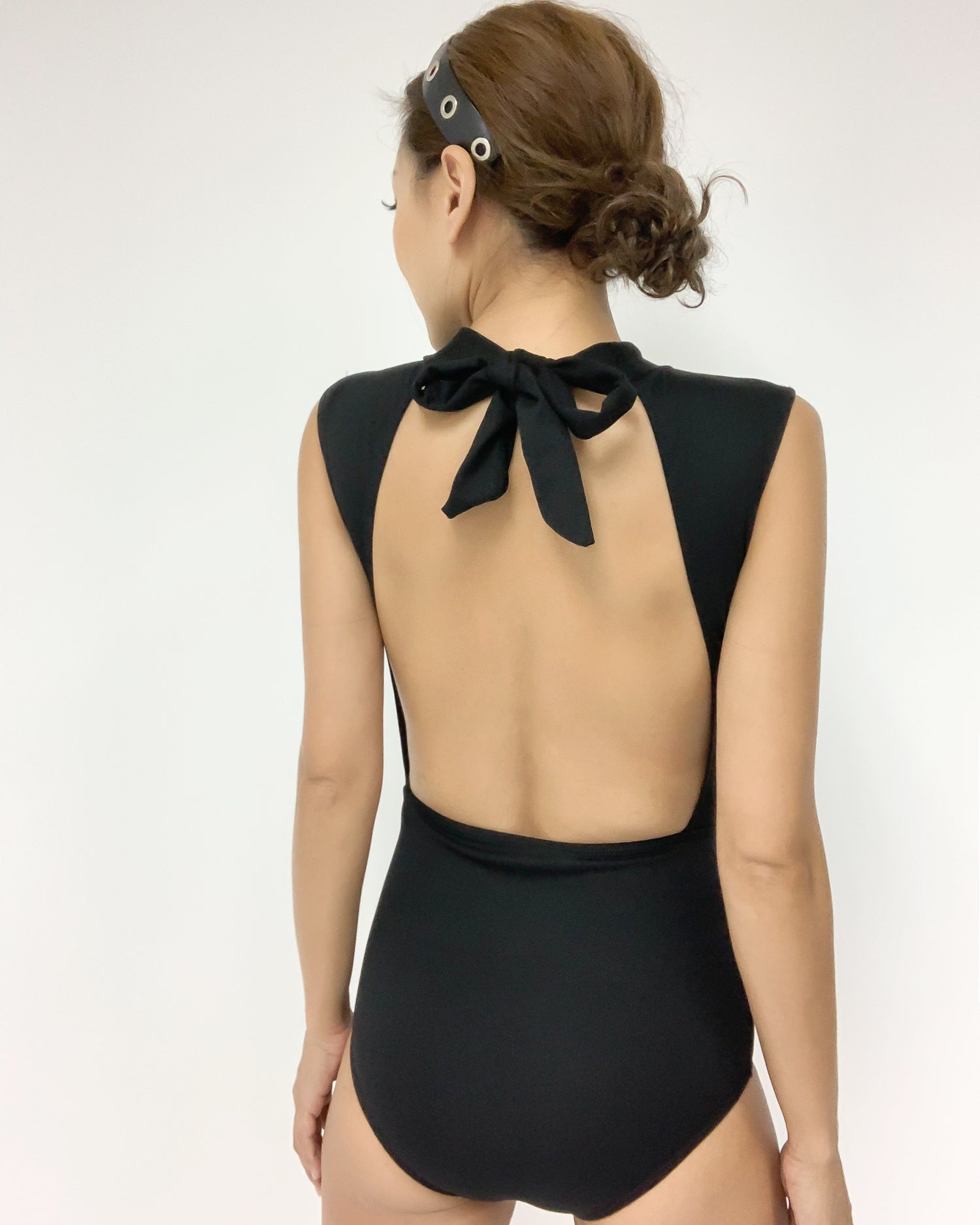 black high neck with cutout back one piece swimwear *pre-order*