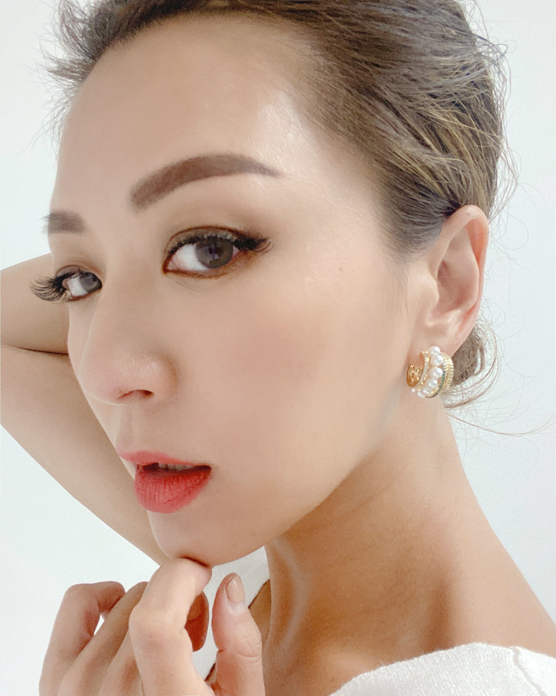 gold with diamonds & pearls hoops earrings *pre-order*