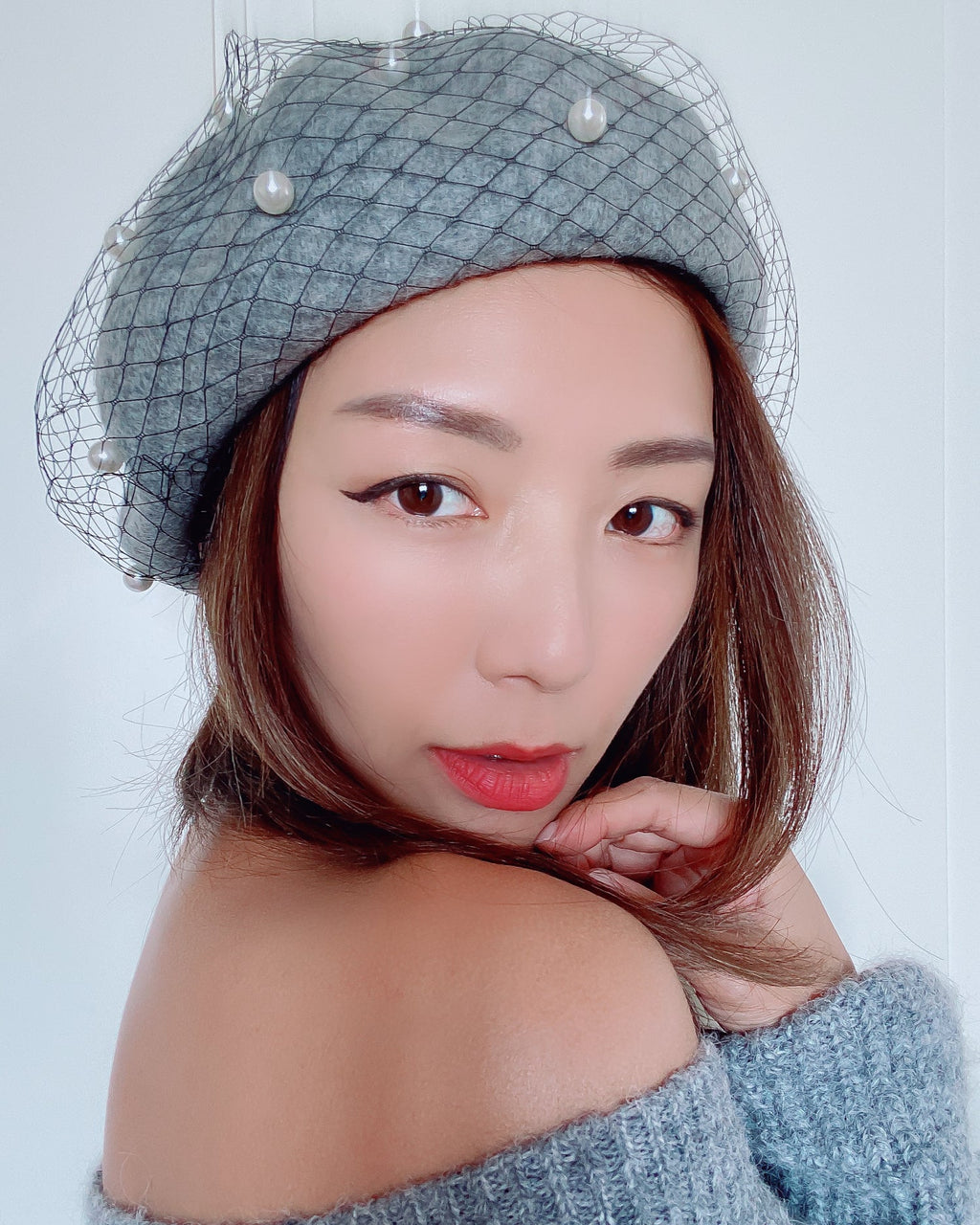 grey wool blended & black net pearls beret *pre-order*