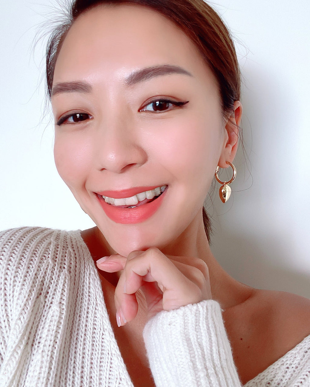 gold hearts loop earrings *pre-order*