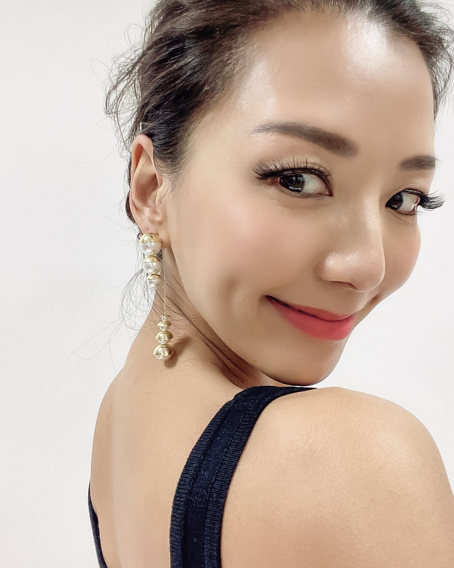 gold pearls chain earrings *pre-order*