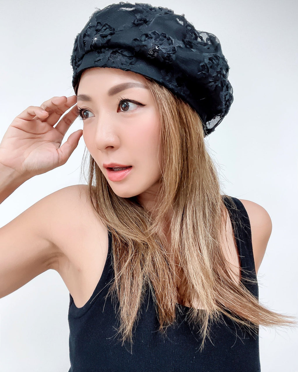 black fabric crochet flowers beret *pre-order*