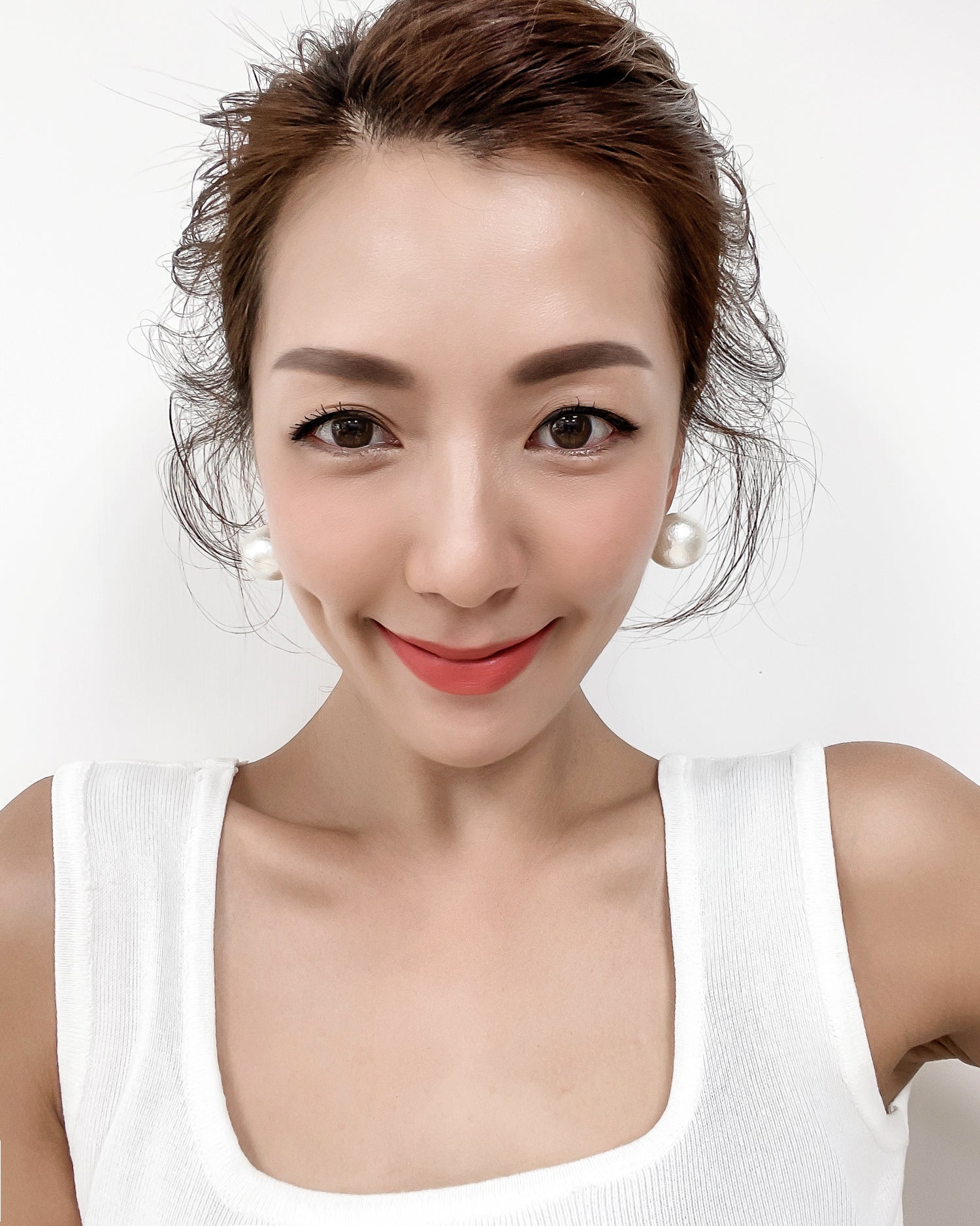 cotton pearl studded earrings *pre-order*