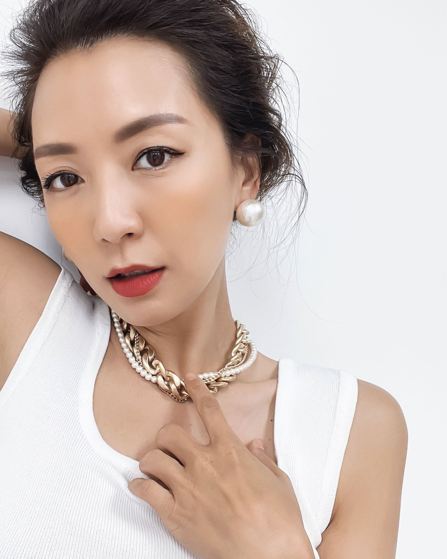 matt gold chain & pearls twisted necklace *pre-order*