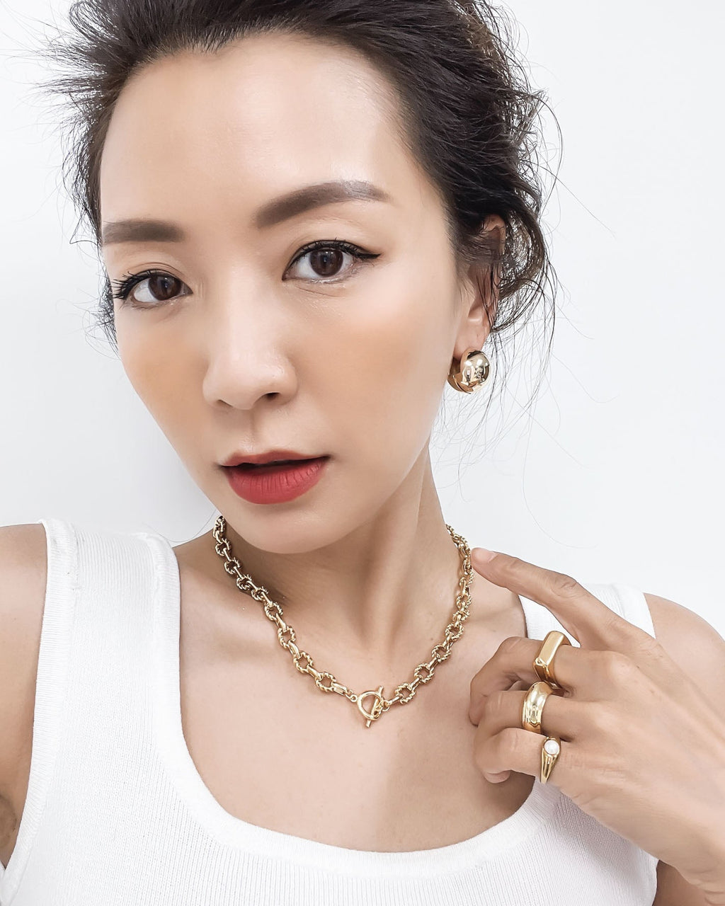 gold twisted bones necklace *pre-order*