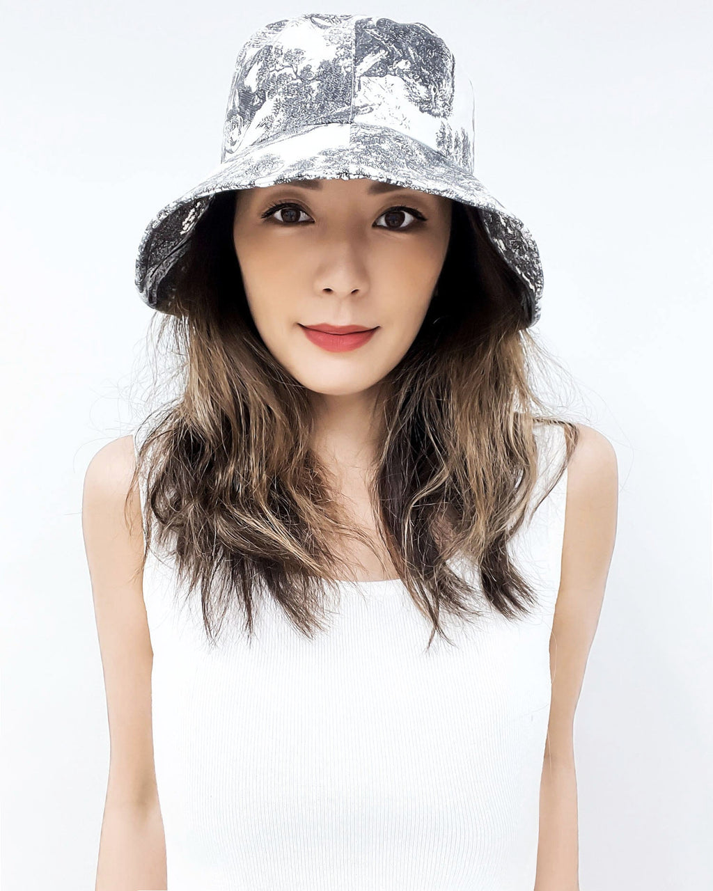 black & ivory printed canvas bucket hat *pre-order*