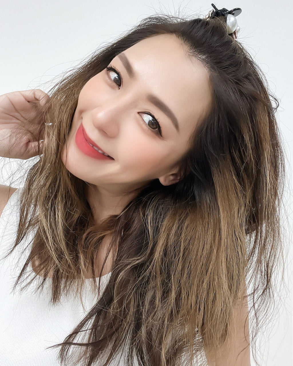 black PVC camilla flowers & pearls hair clips *pre-order*