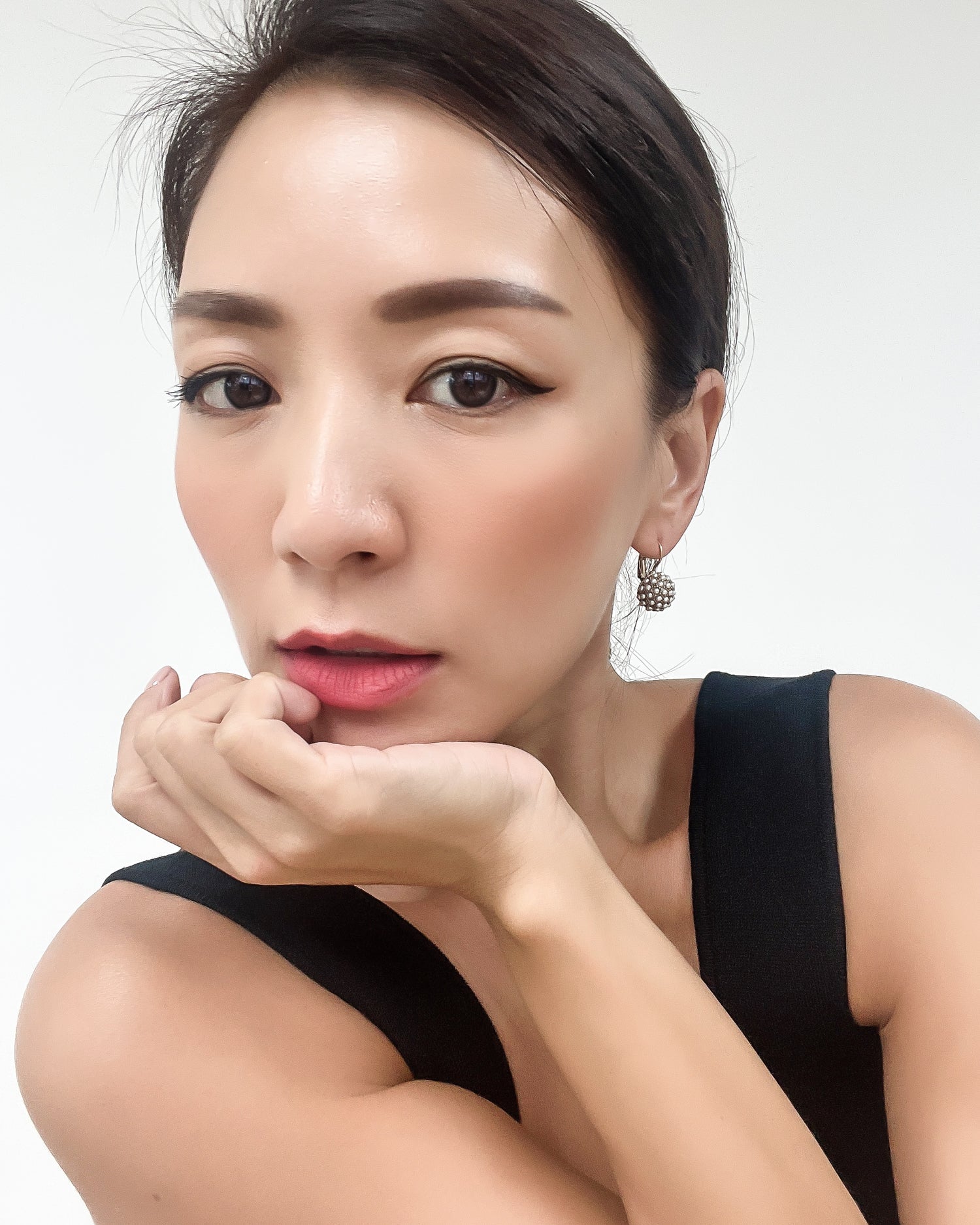 pearls ball earrings *pre-order*